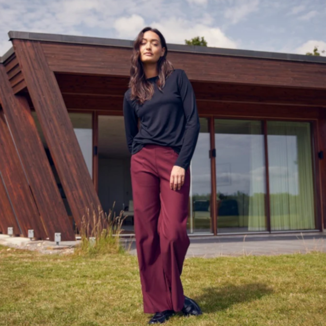 Loose trousers for all seasons