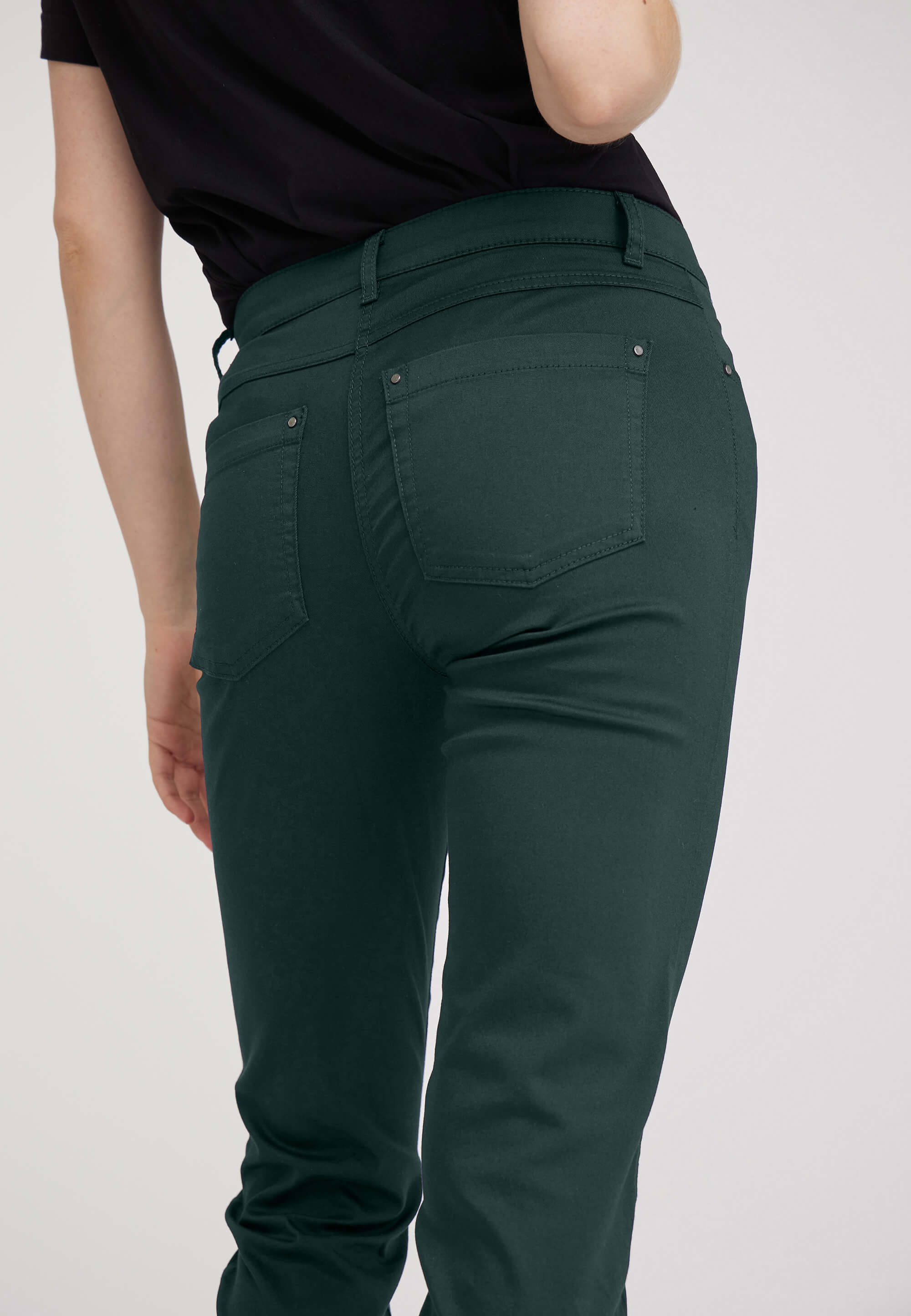 LAURIE Charlotte Regular - Medium Length Regular 57000 Darkest Green