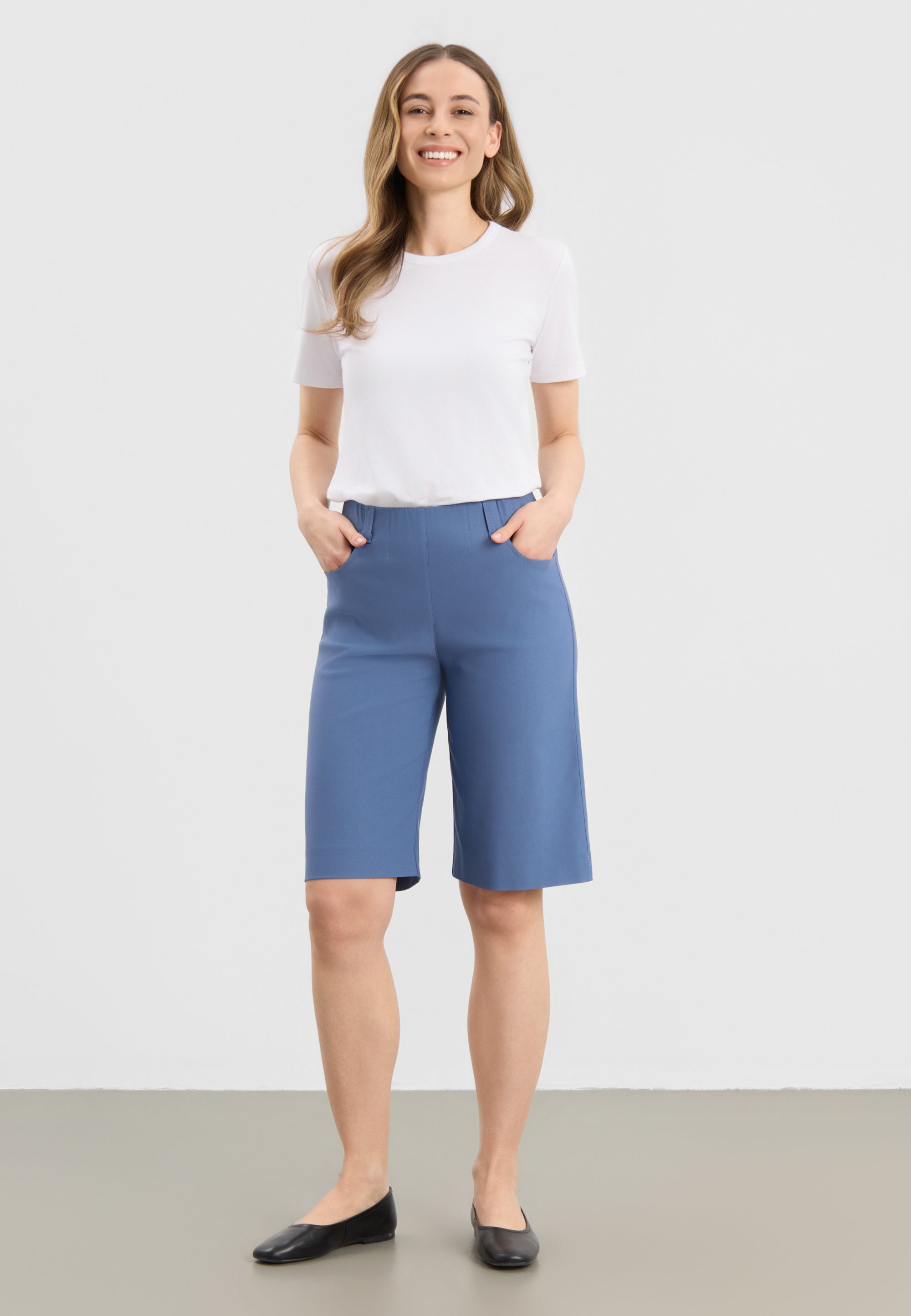 LAURIE Donna Loose Shorts Loose 44000 Blue