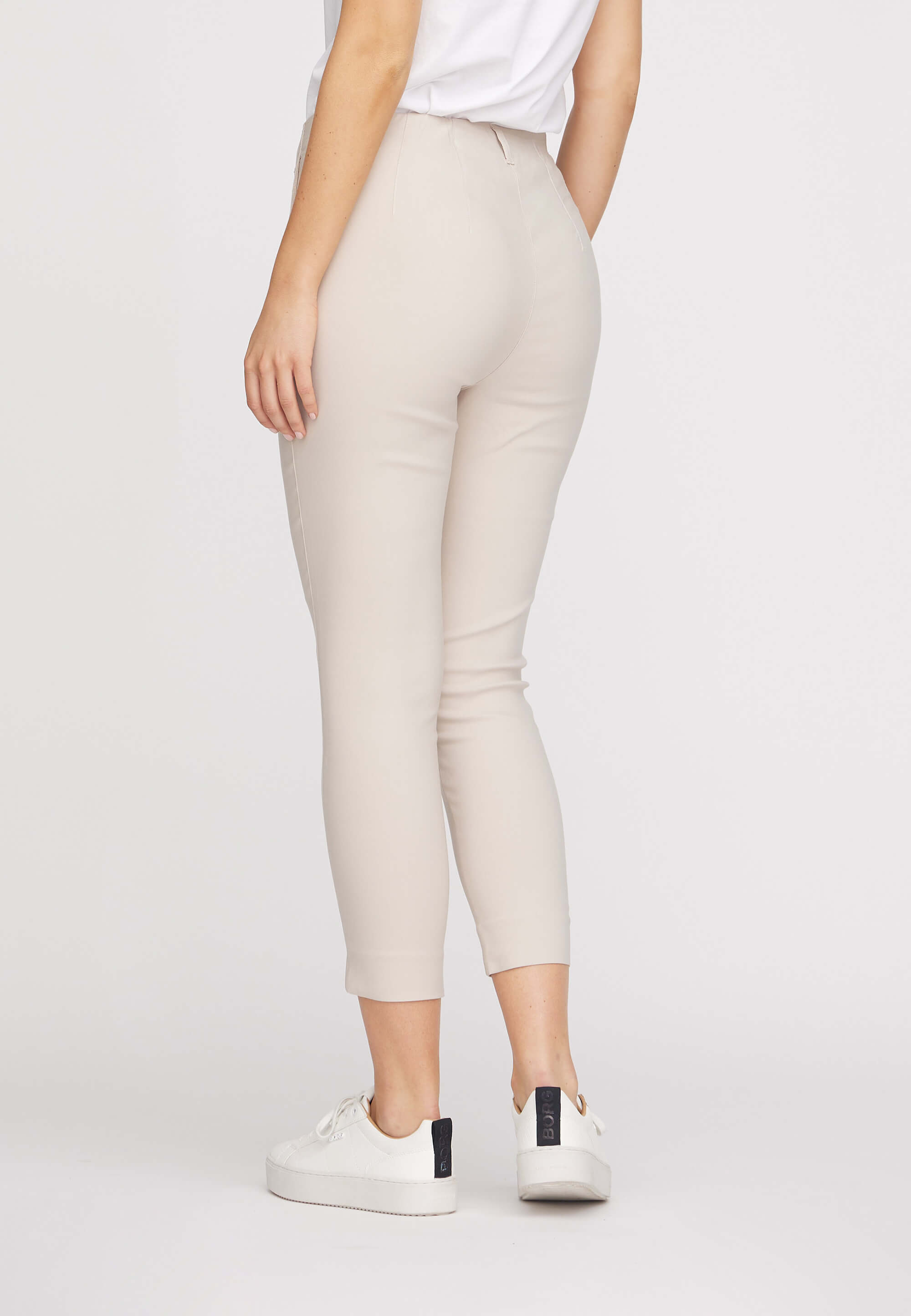 LAURIE Elizabeth Slim Crop Slim 25000 Grey Sand