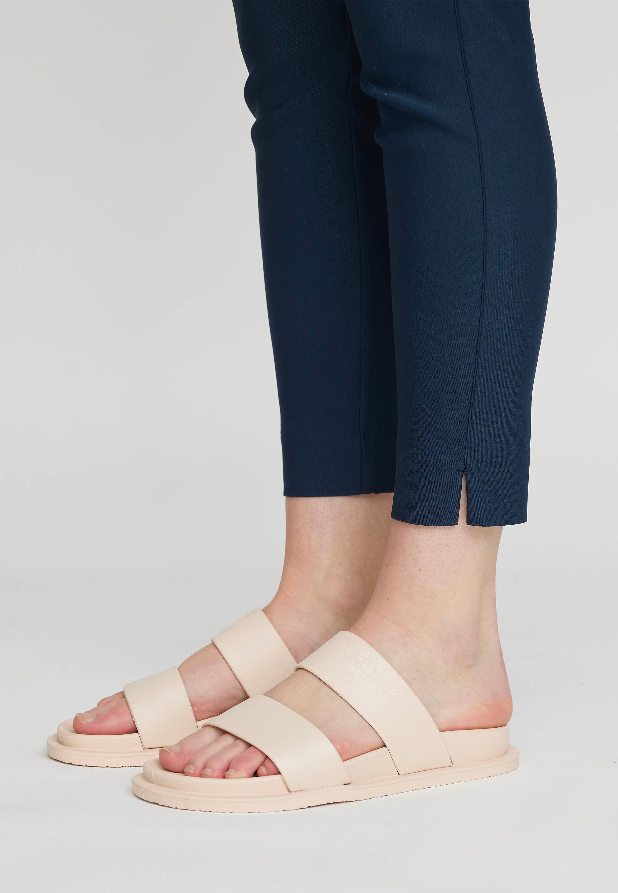 LAURIE Elizabeth Slim Crop Slim 49000 Navy