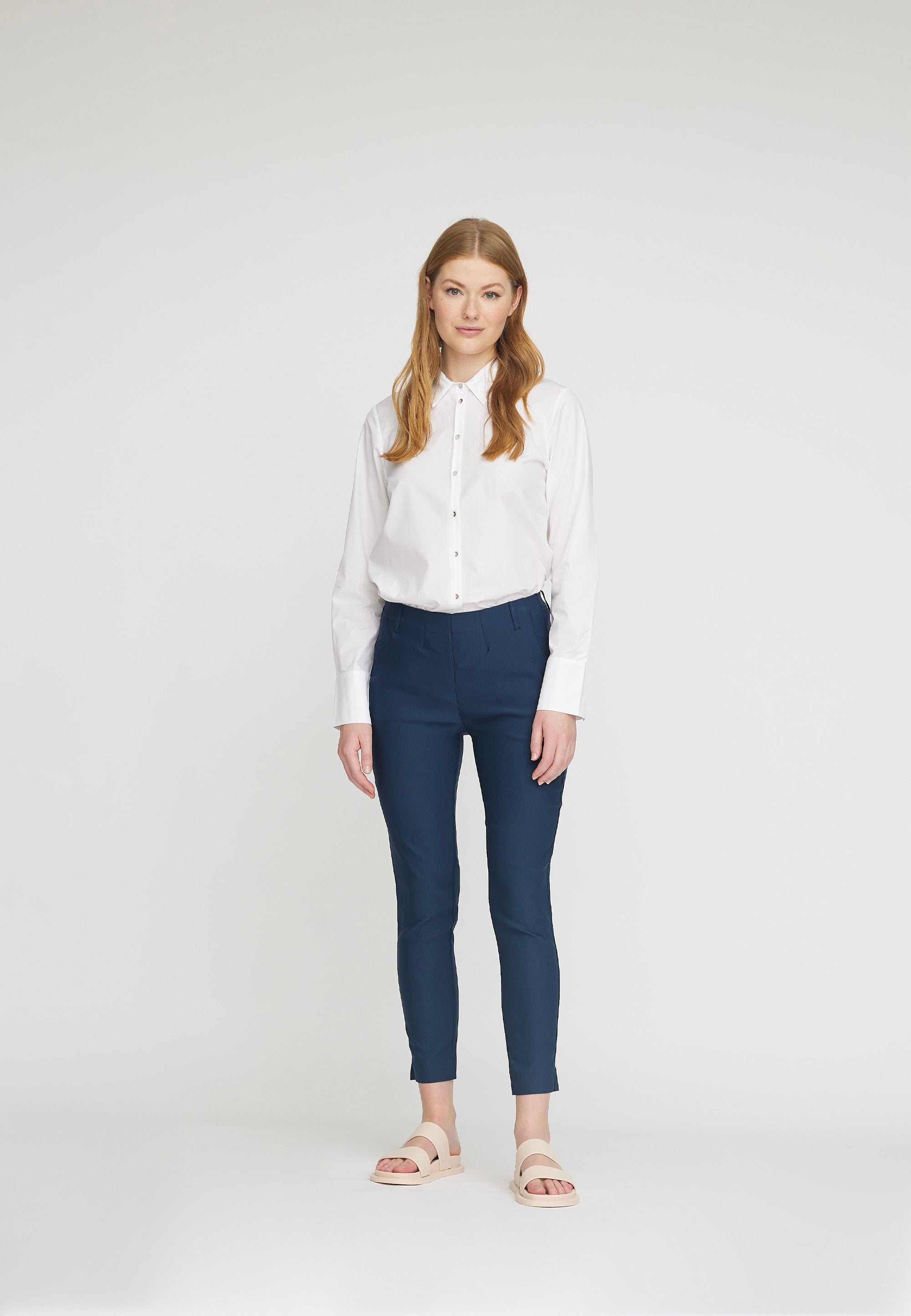 LAURIE Elizabeth Slim Crop Slim 49000 Navy
