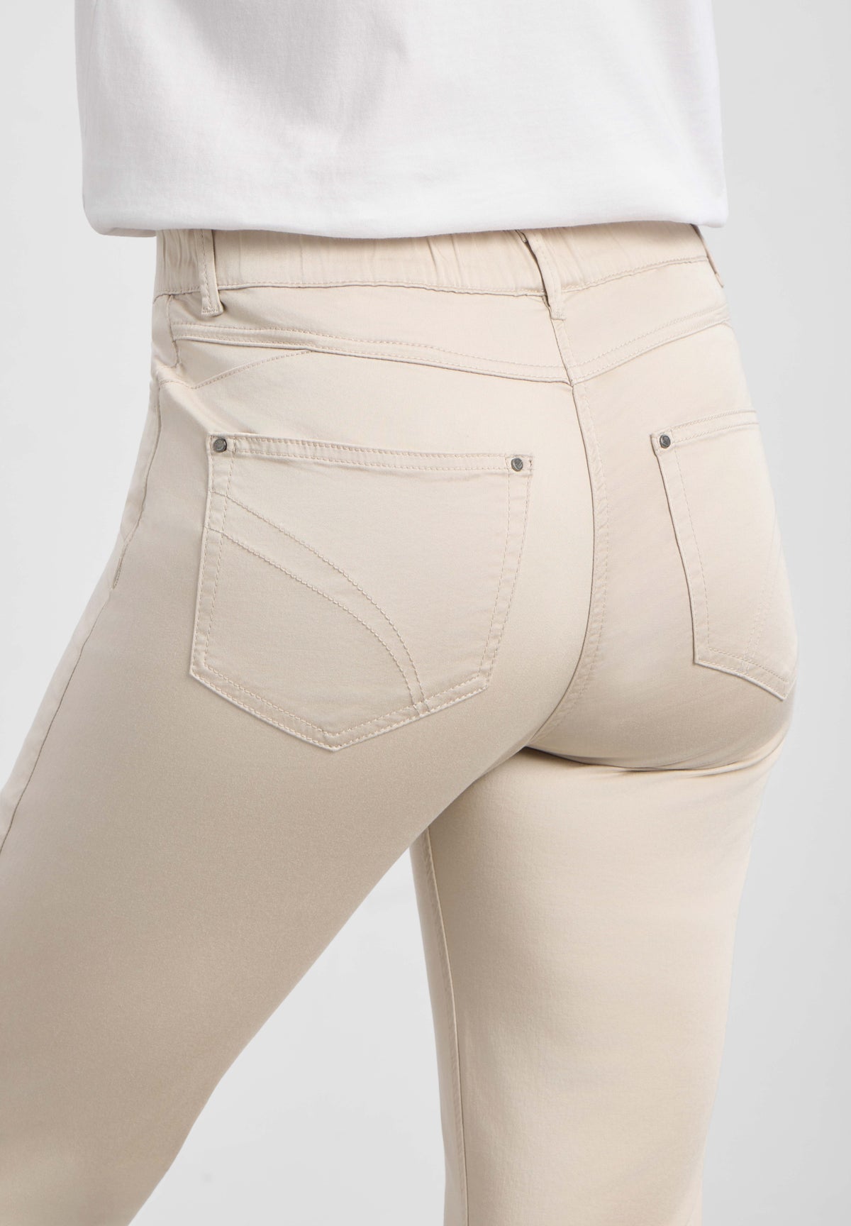 LAURIE Hannah Regular - Capri Regular 25102 Grey Sand