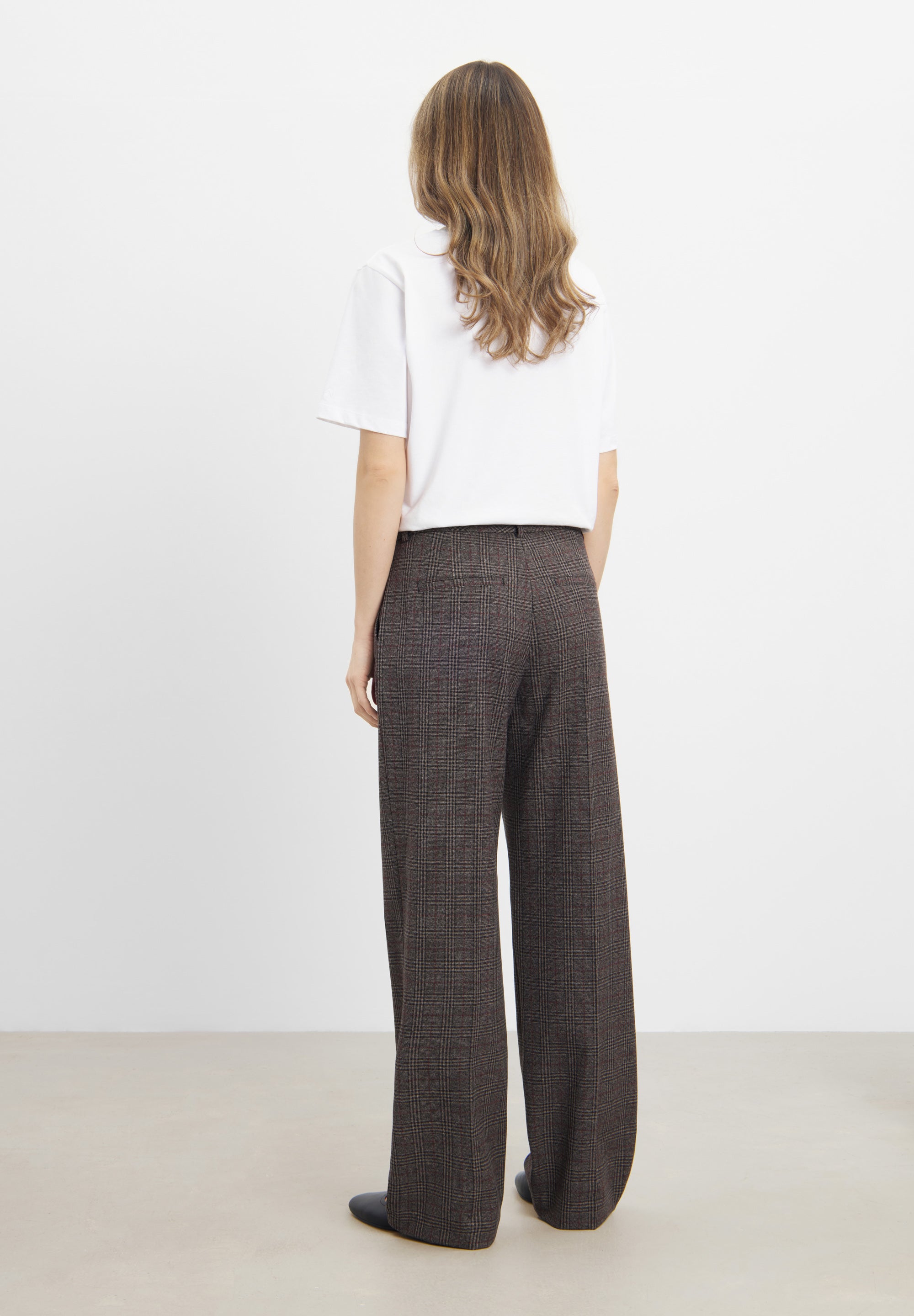 LAURIE Judy Straight - Medium Length Straight 99025 Black Check