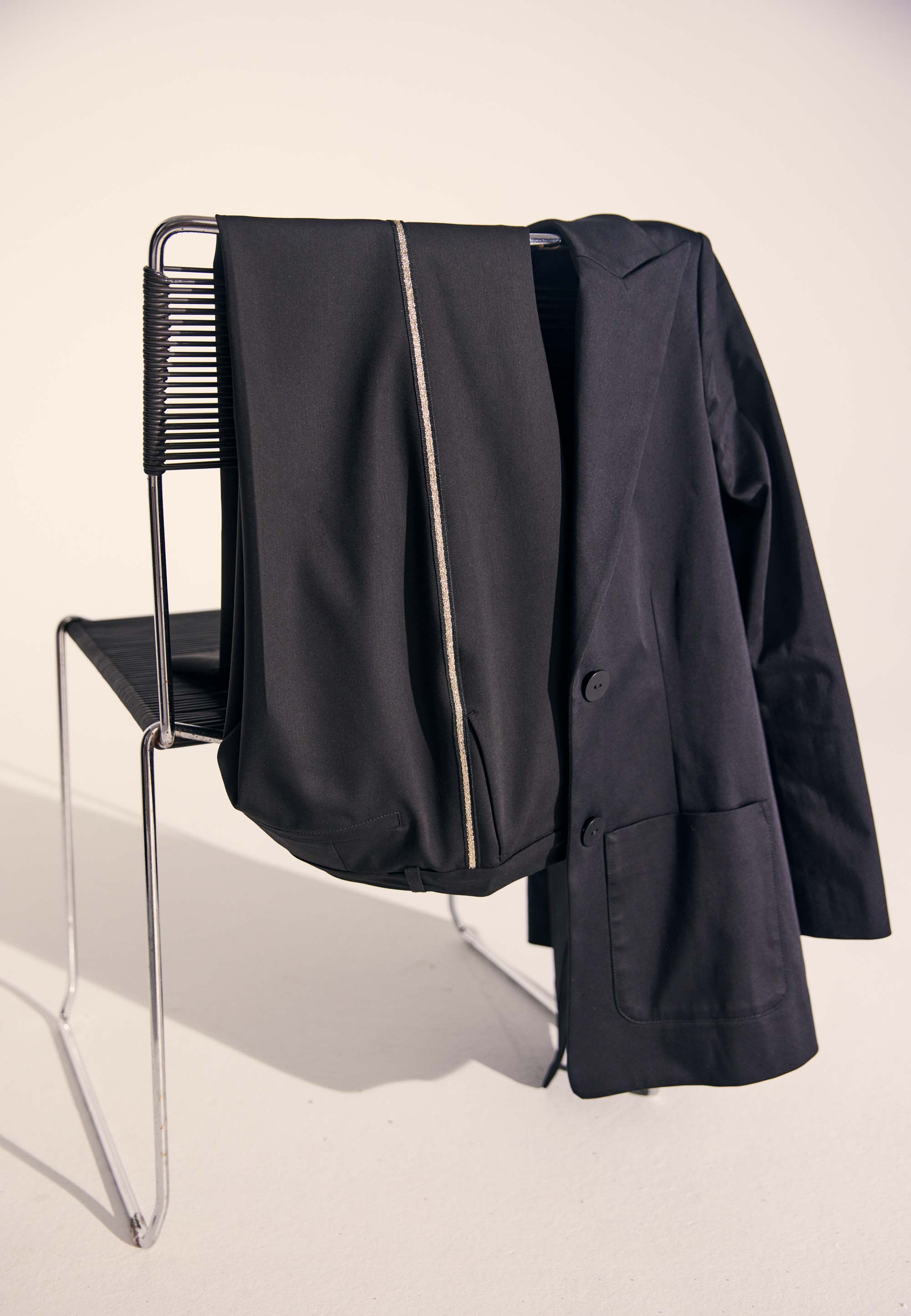 LAURIE Julianne Pipe Regular - Short Length Regular 99000 Black