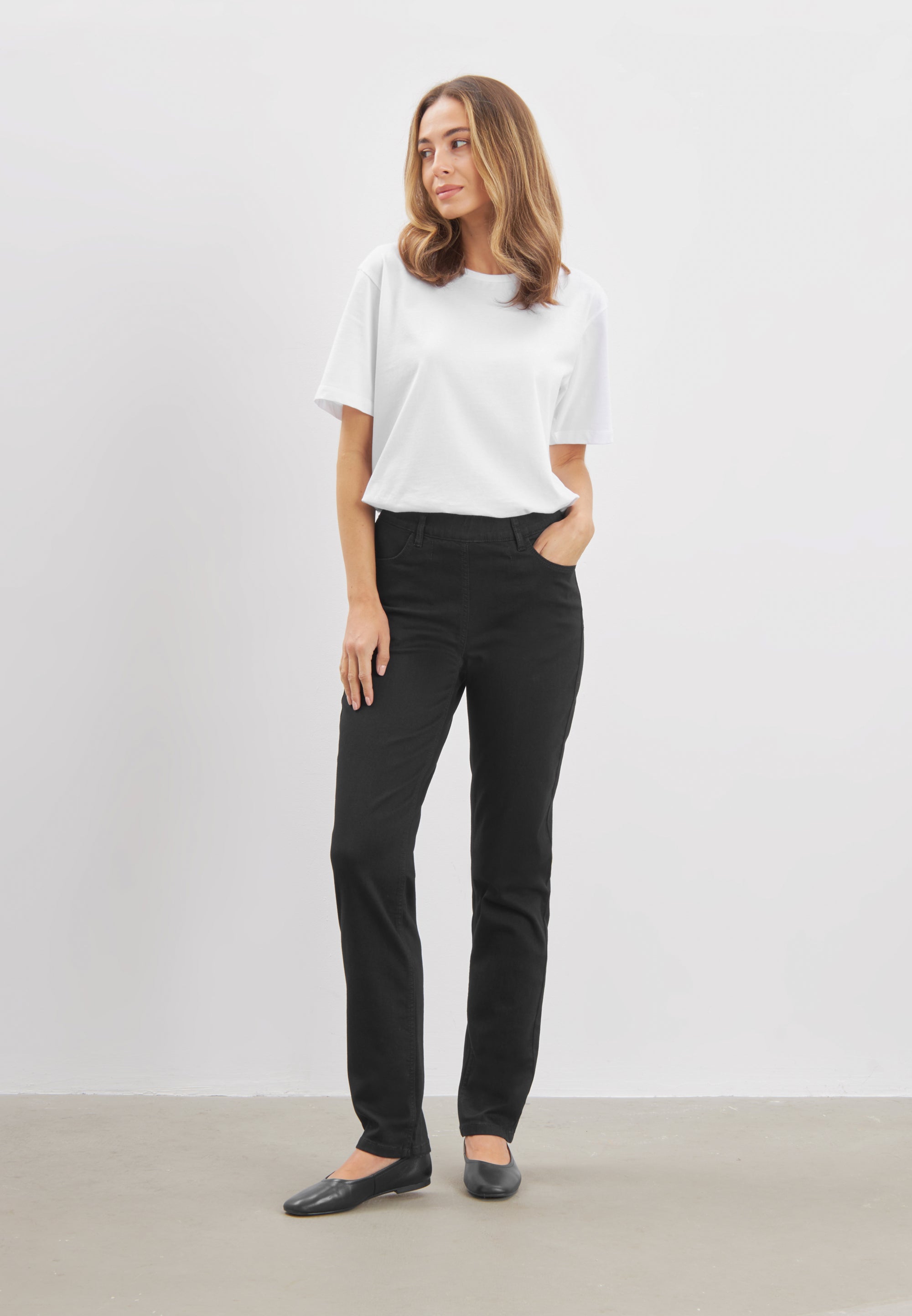 LAURIE Kelly Regular - Medium Length Regular 99900 Black Denim