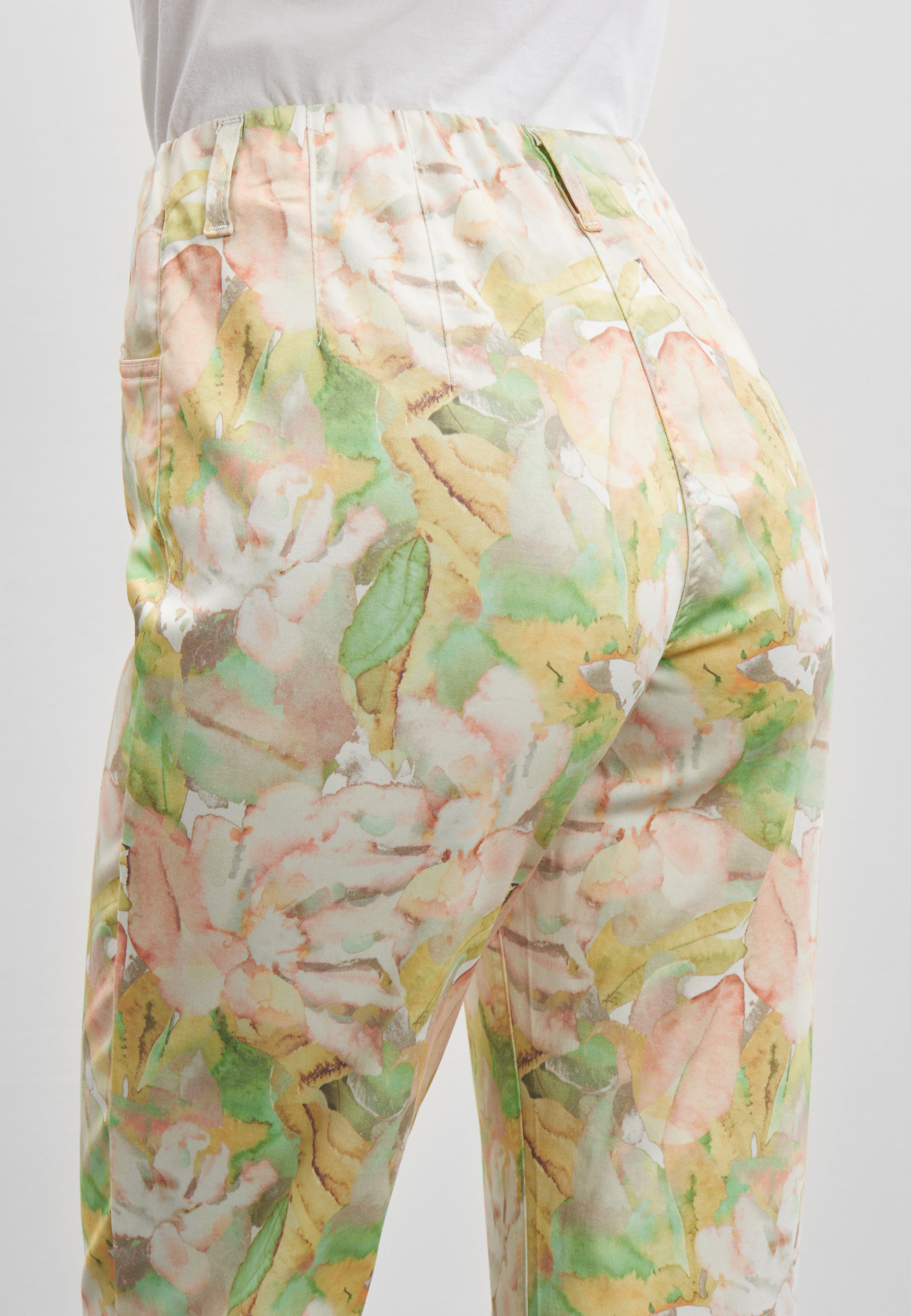 LAURIE Kelly Regular - Medium Length Regular 30036 Rose Watercolour