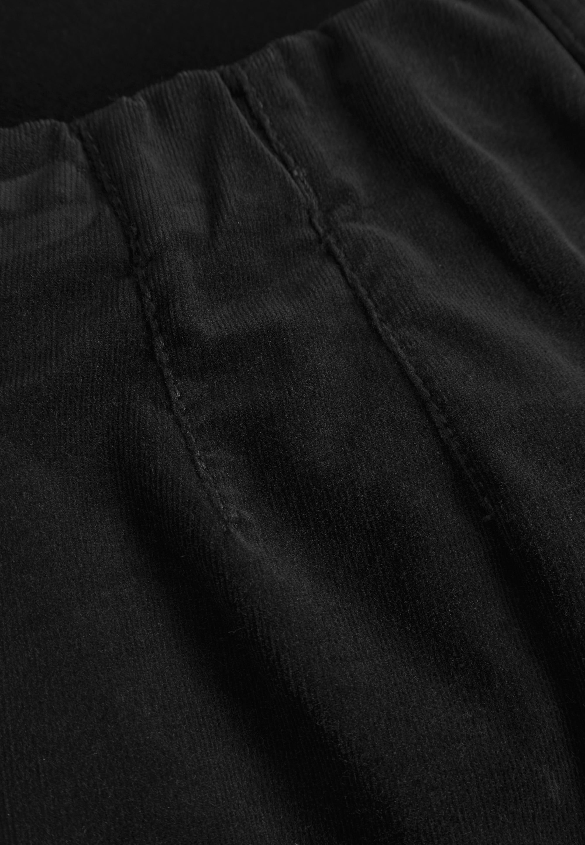 LAURIE Kelly Regular Corduroy - Medium Length Regular 99000 Black