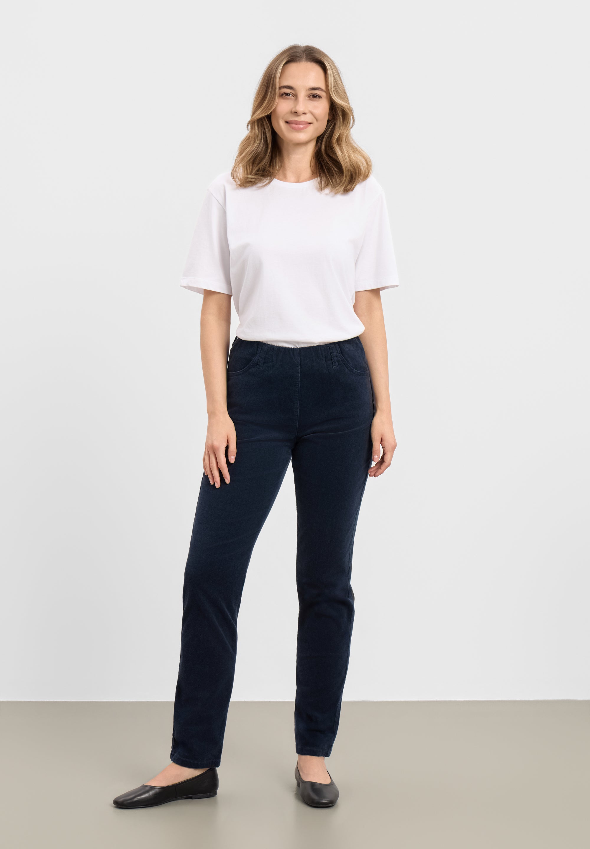 LAURIE Kelly Regular Corduroy - Medium Length Regular 49000 Navy