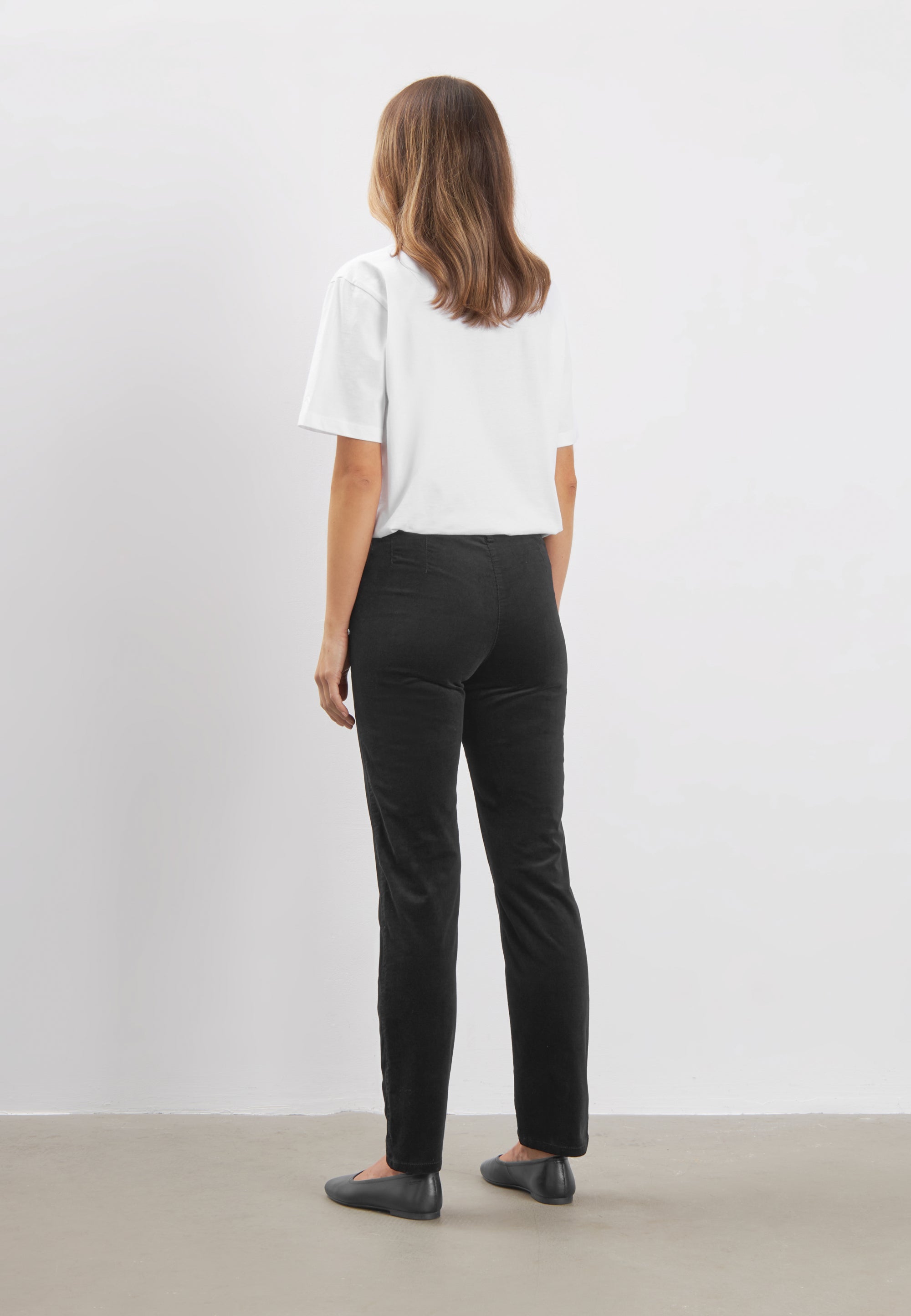 LAURIE Kelly Regular Corduroy - Short Length Regular 99000 Black