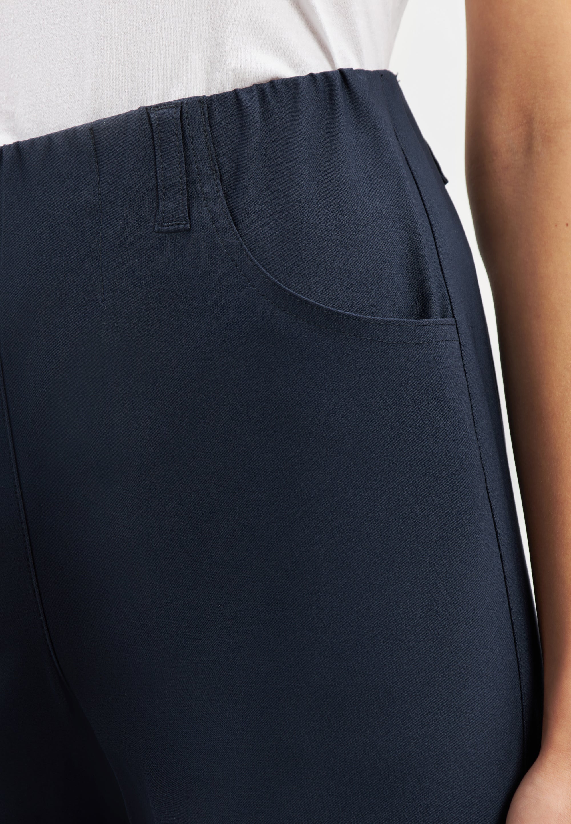 LAURIE Kelly Regular Shorts Regular 49000 Navy