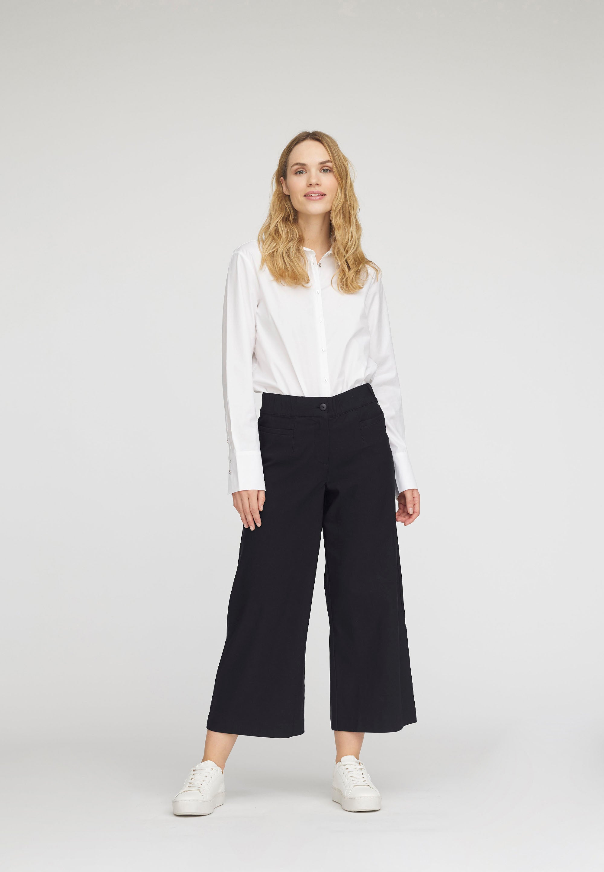 LAURIE Lester Loose - Cropped Loose 99128 Black