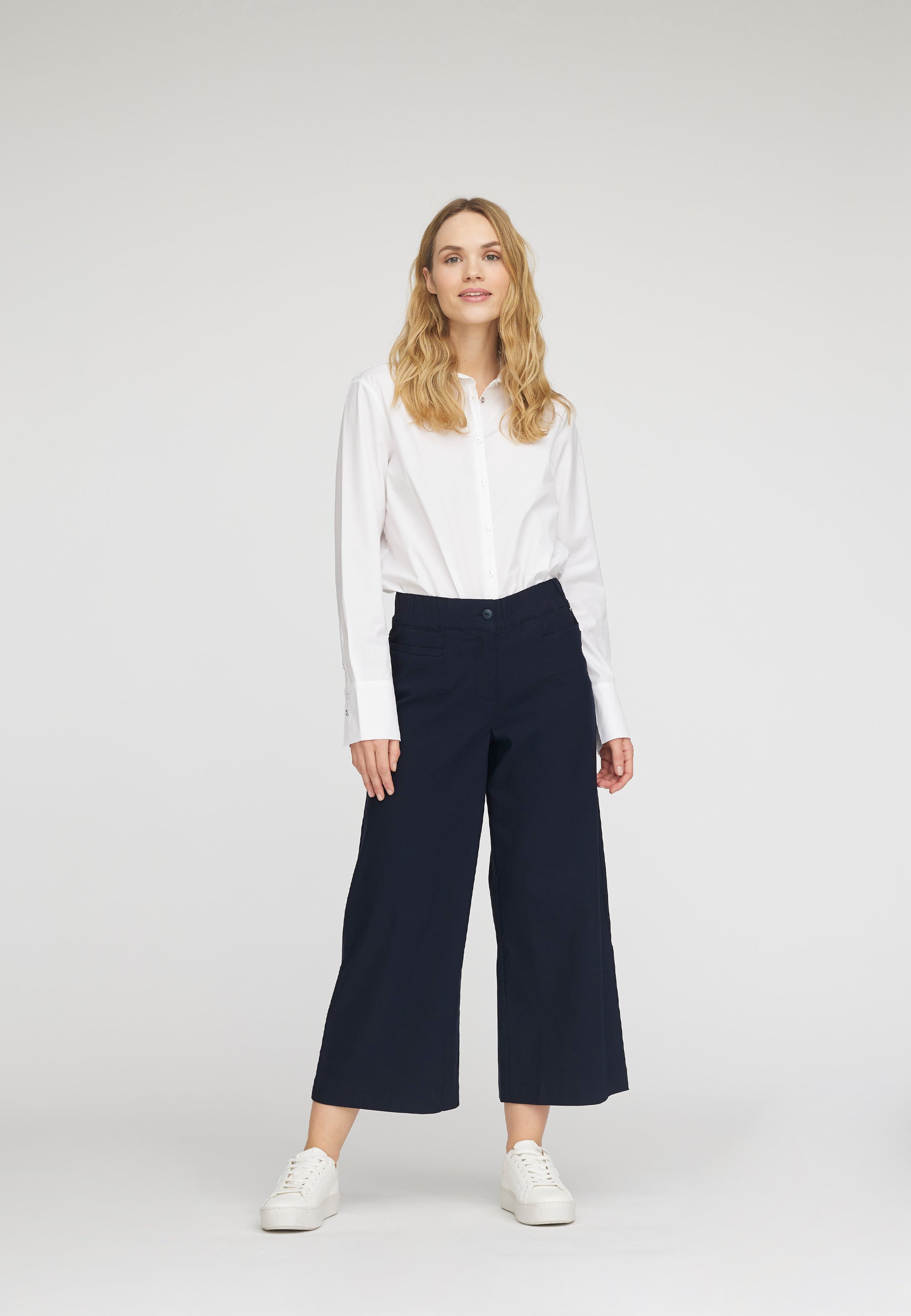 LAURIE Lester Loose Crop Loose 49118 Navy