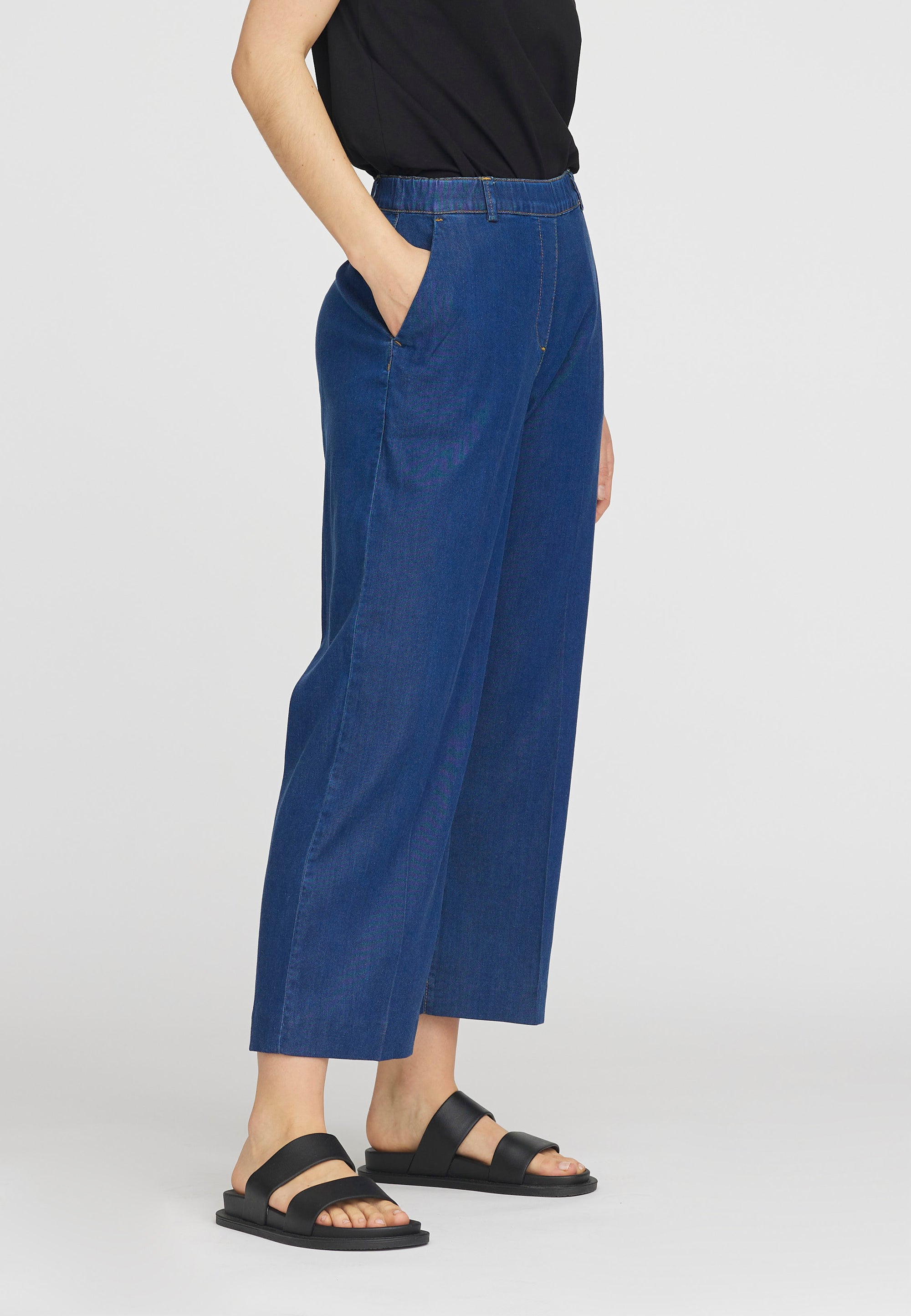 LAURIE Phoebe Loose Crop Loose 44506 Medium Blue Denim