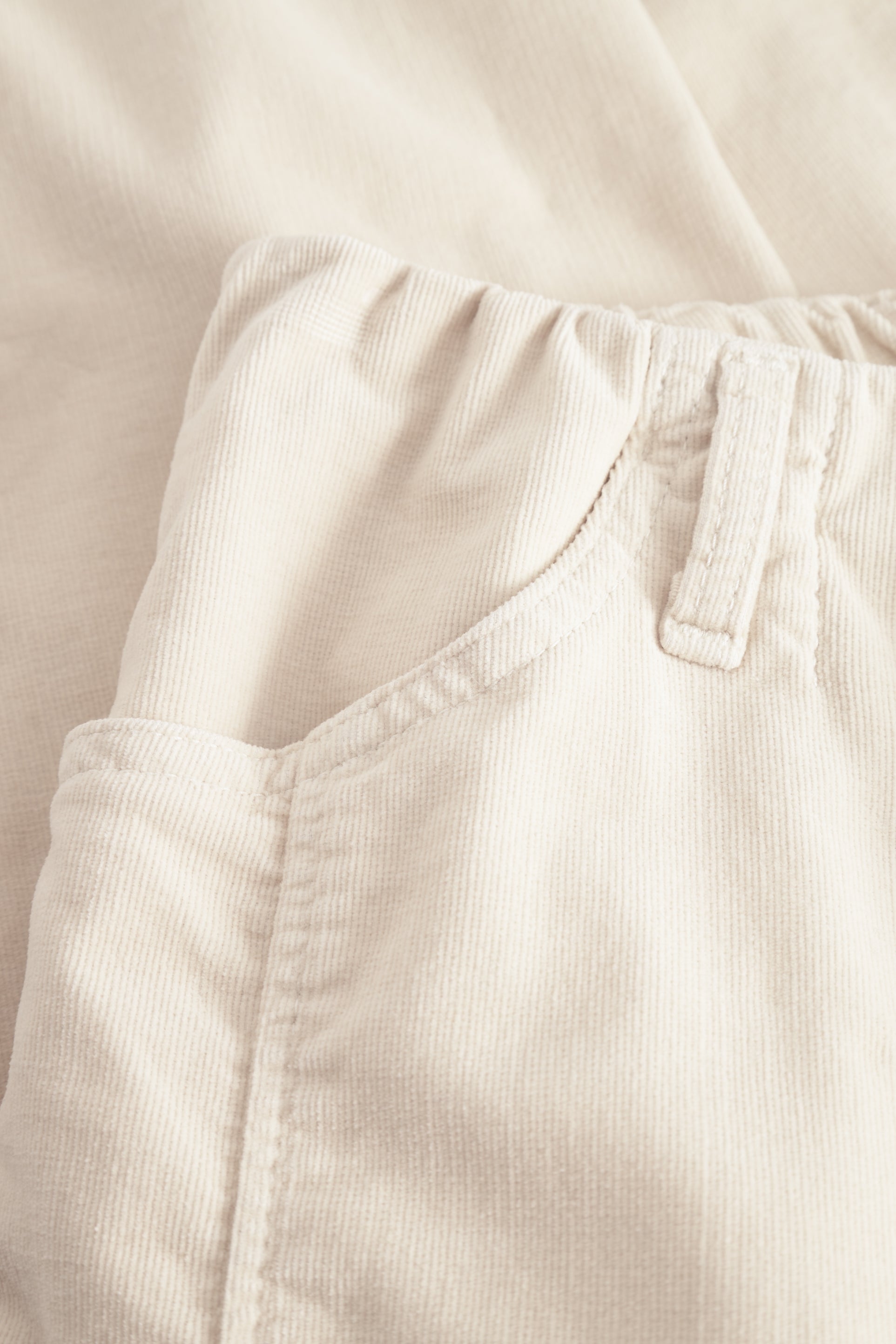 LAURIE Piper Pure Regular Corduroy - Cropped Regular 13000 Birch