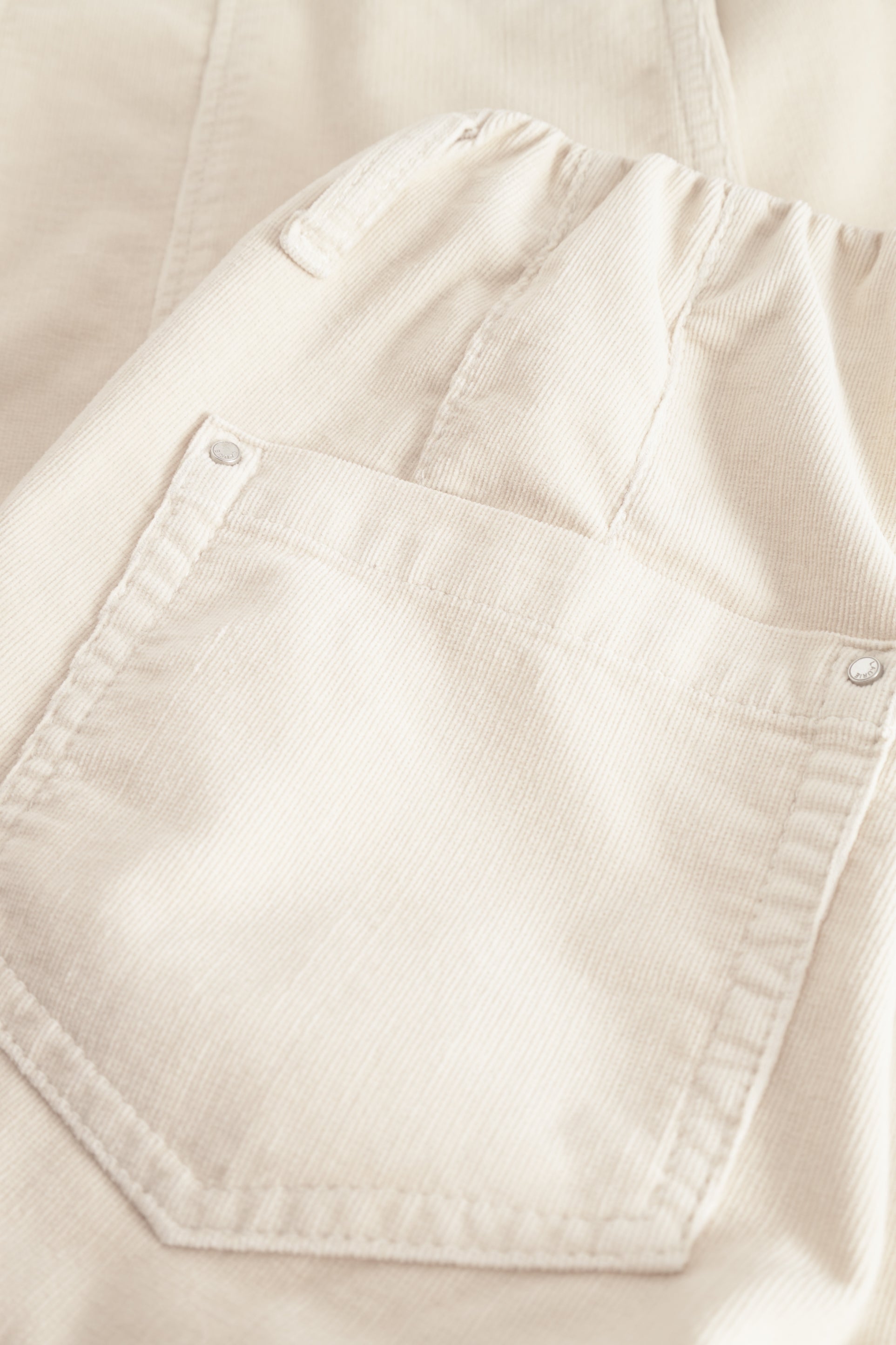 LAURIE Piper Pure Regular Corduroy - Cropped Regular 13000 Birch