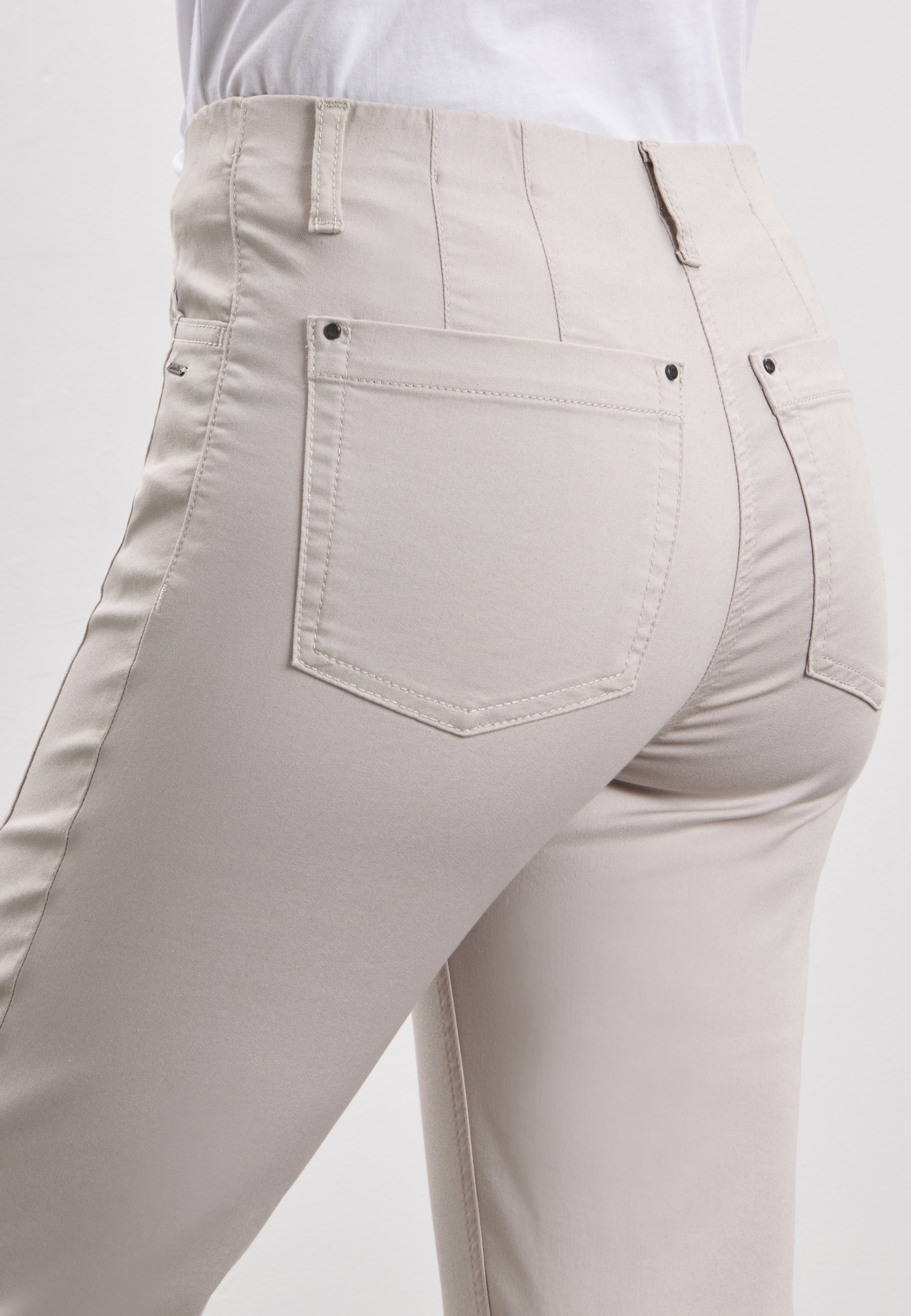 LAURIE Piper Regular - Cropped Regular 25000 Grey Sand