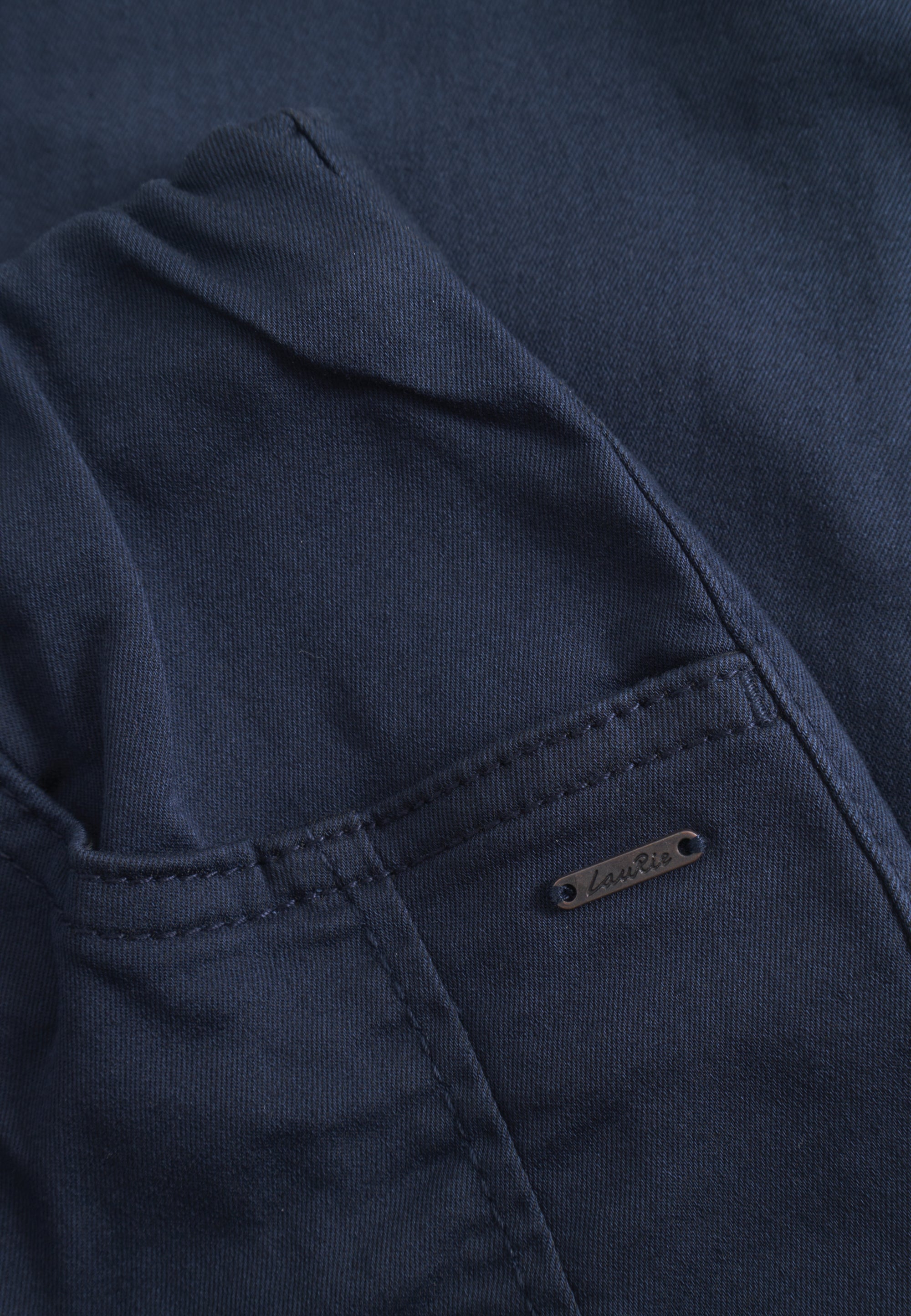 LAURIE Piper Regular Crop Regular 49000 Navy