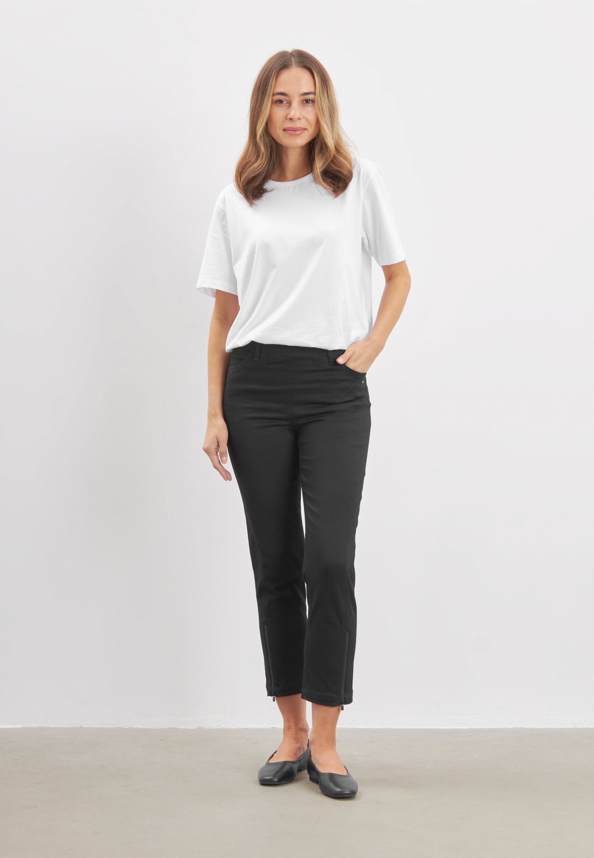 LAURIE Piper Regular Crop Regular 99000 Black