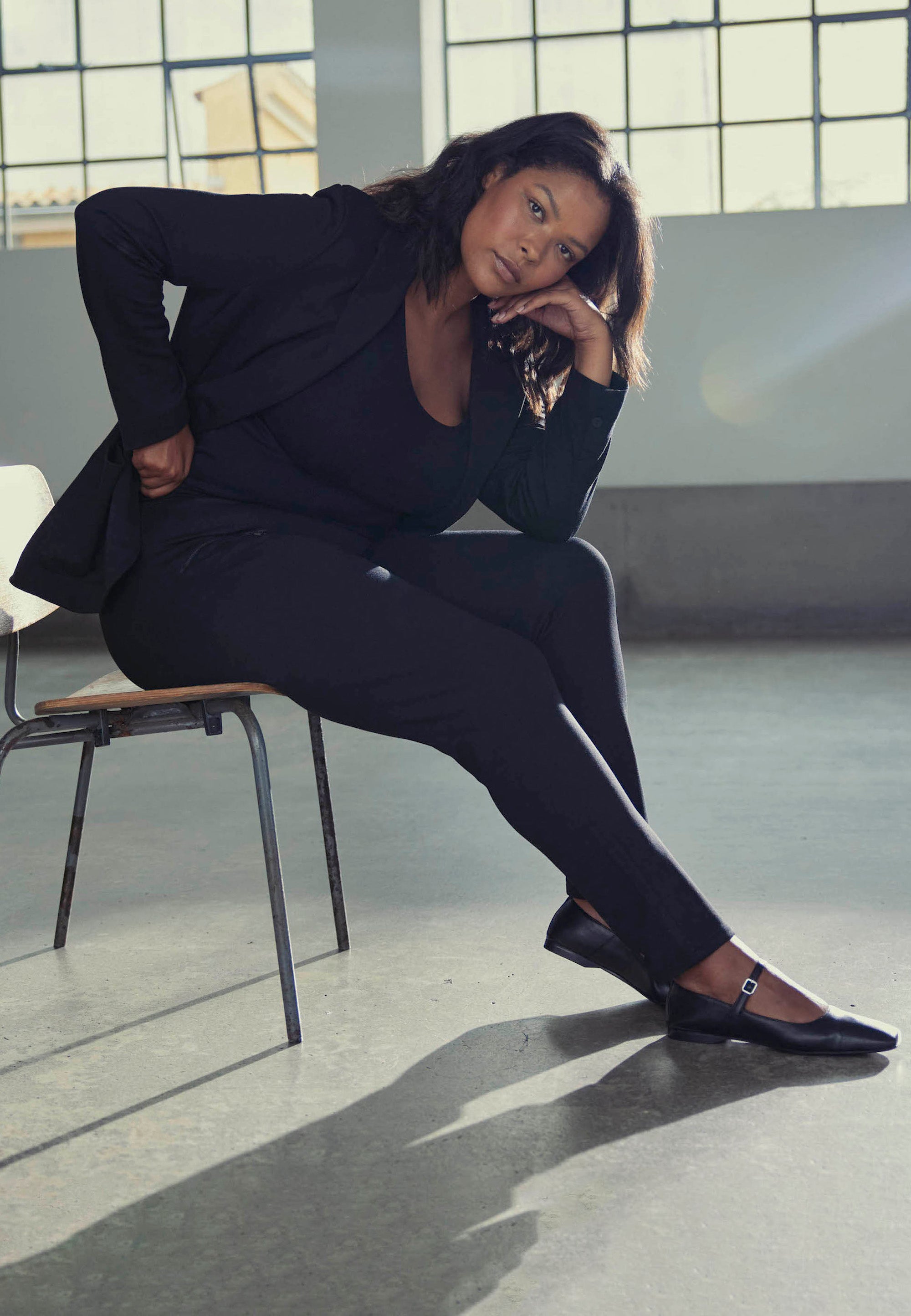 LAURIE Rylie Regular - Short Length Regular 99143 Black brushed