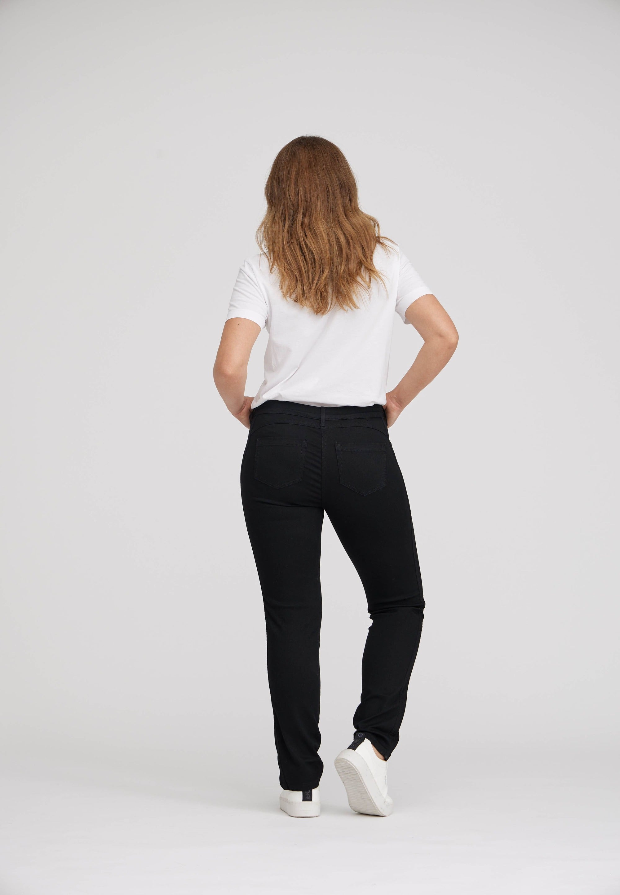 LAURIE Serene 5-pocket Regular - Medium Length Regular 99000 Black