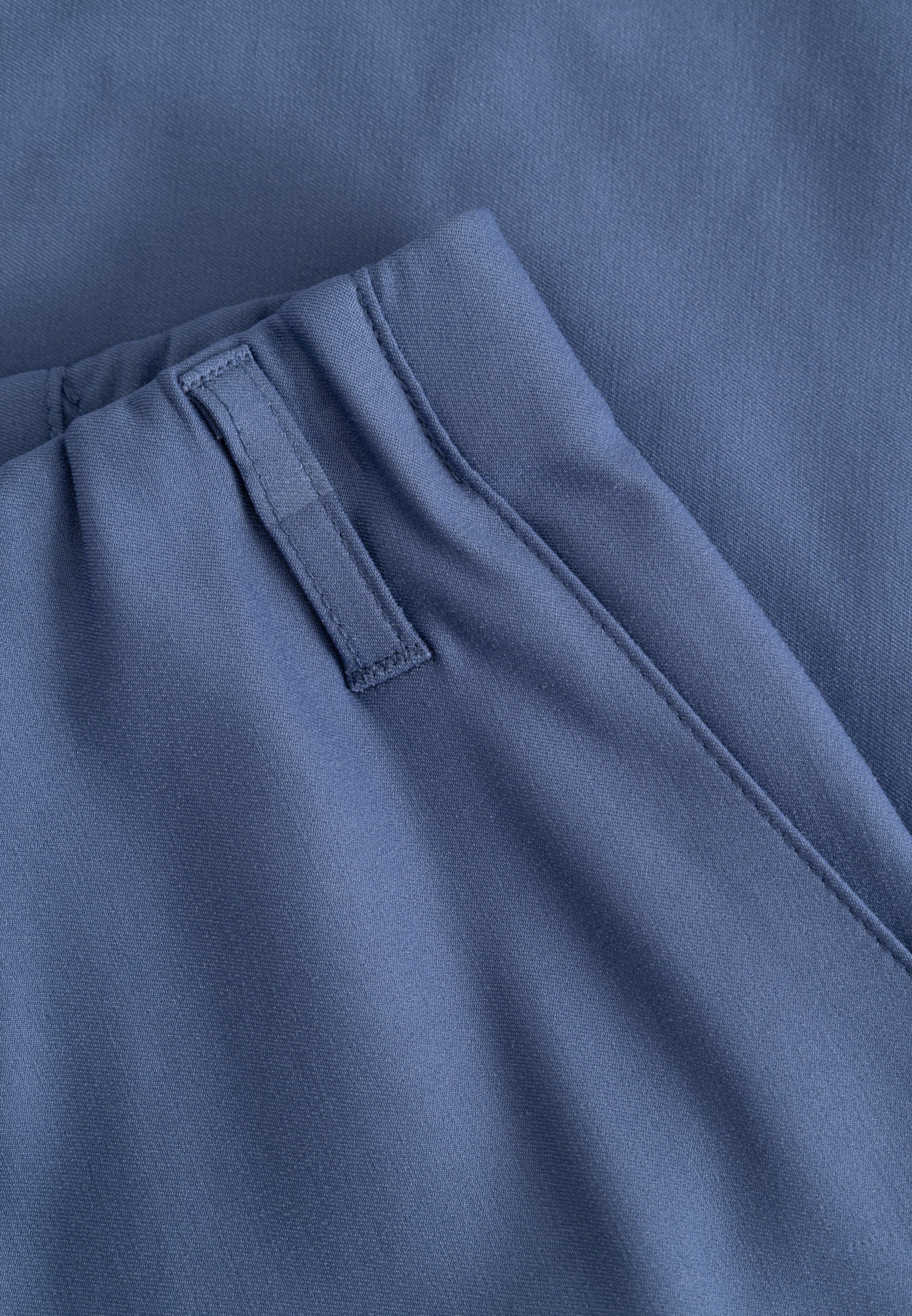 LAURIE Taylor Regular Crop Regular 44000 Blue