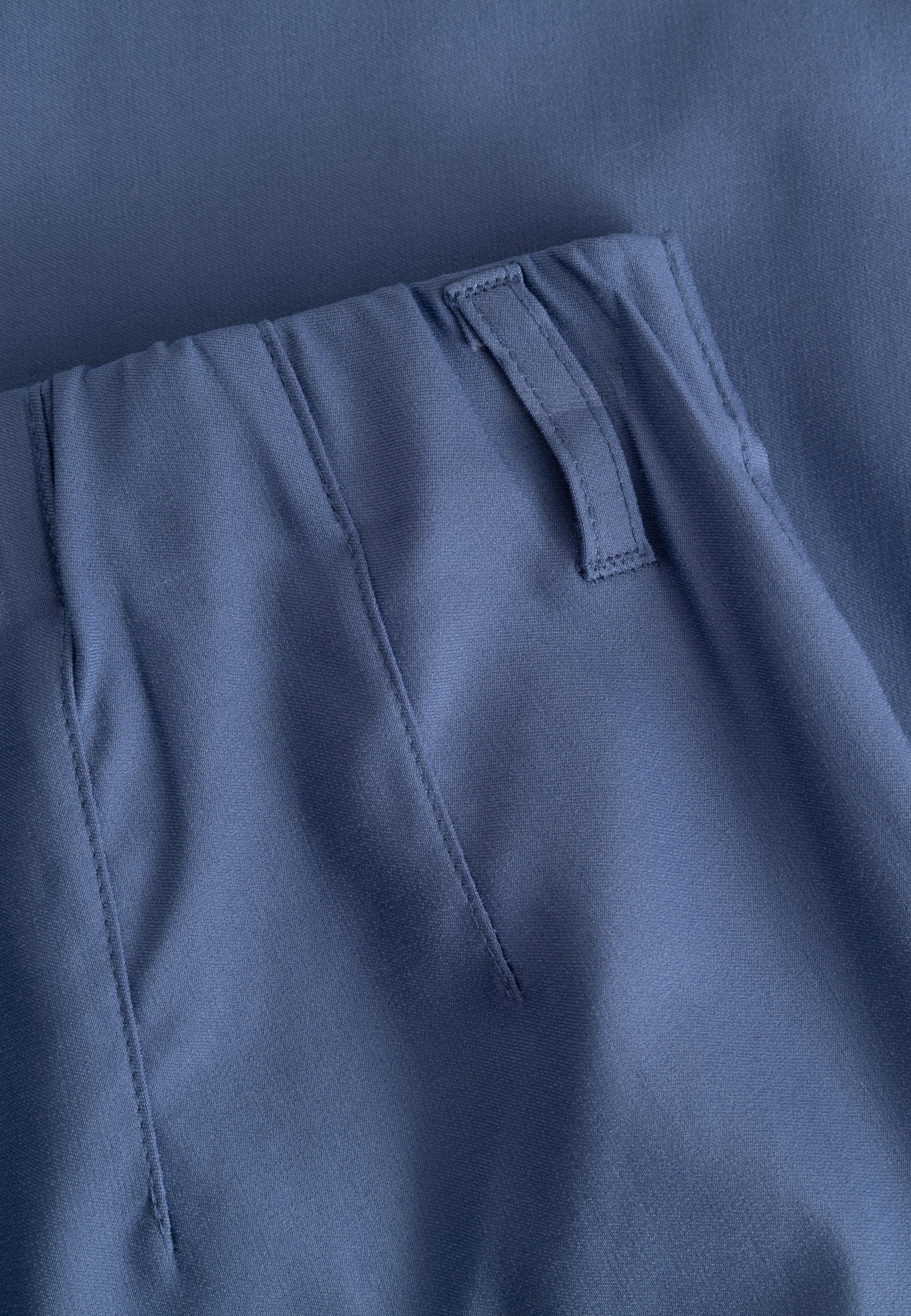 LAURIE Taylor Regular Crop Regular 44000 Blue