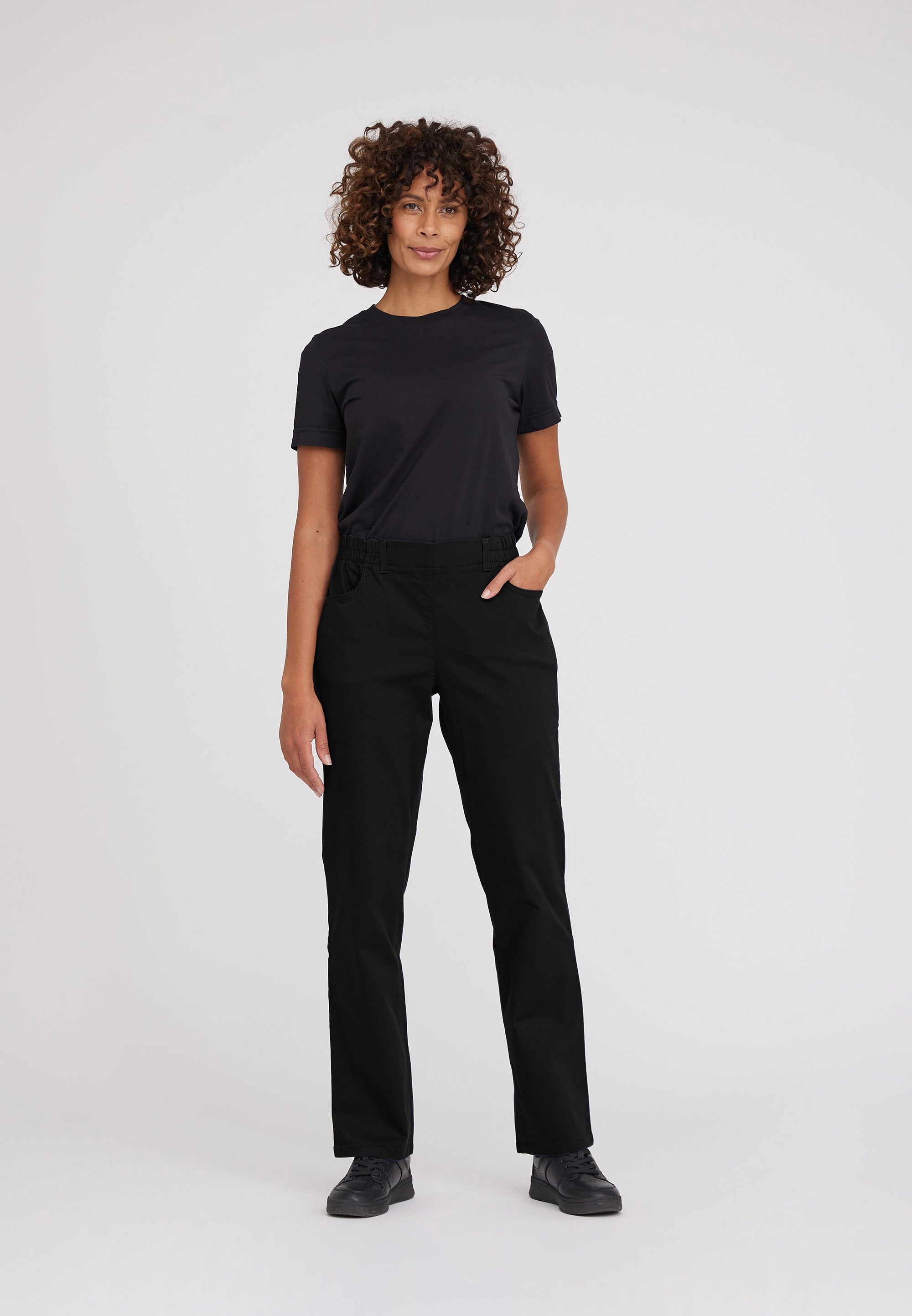 LAURIE Violet Relaxed - Medium Length Relaxed 99000 Black