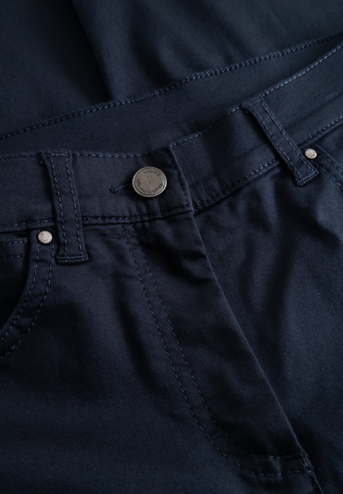 LAURIE Charlotte Capri Regular - Medium Length Regular 49000 Navy