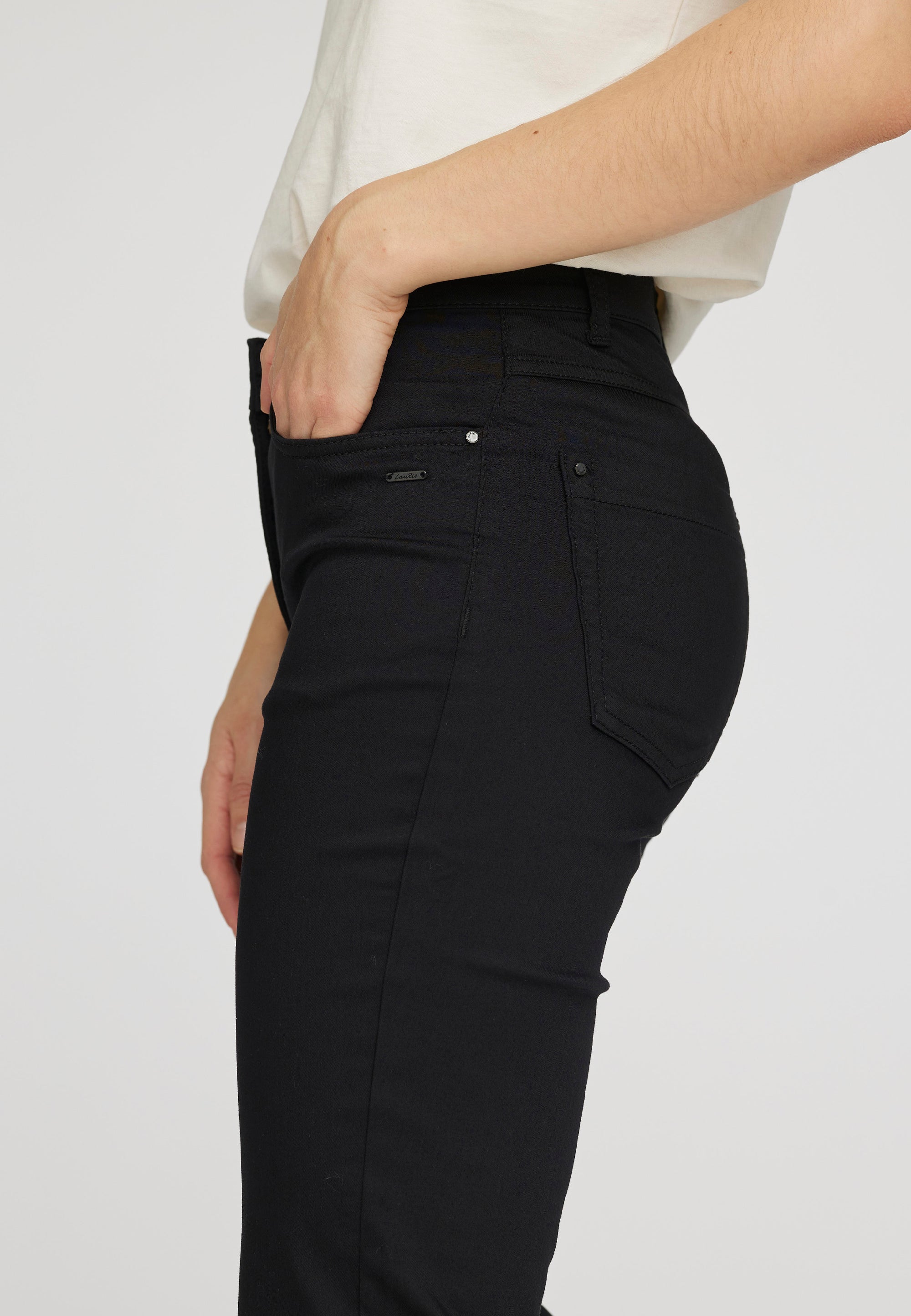 LAURIE  Charlotte Regular - Short Length Trousers REGULAR 99100 Black