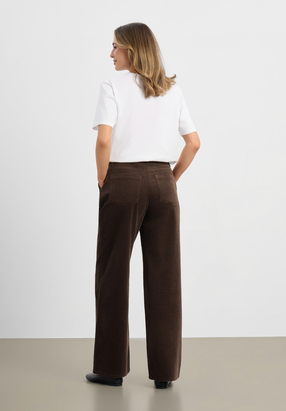 LAURIE Charm Loose Corduroy - Medium Length Loose 88000 Brown