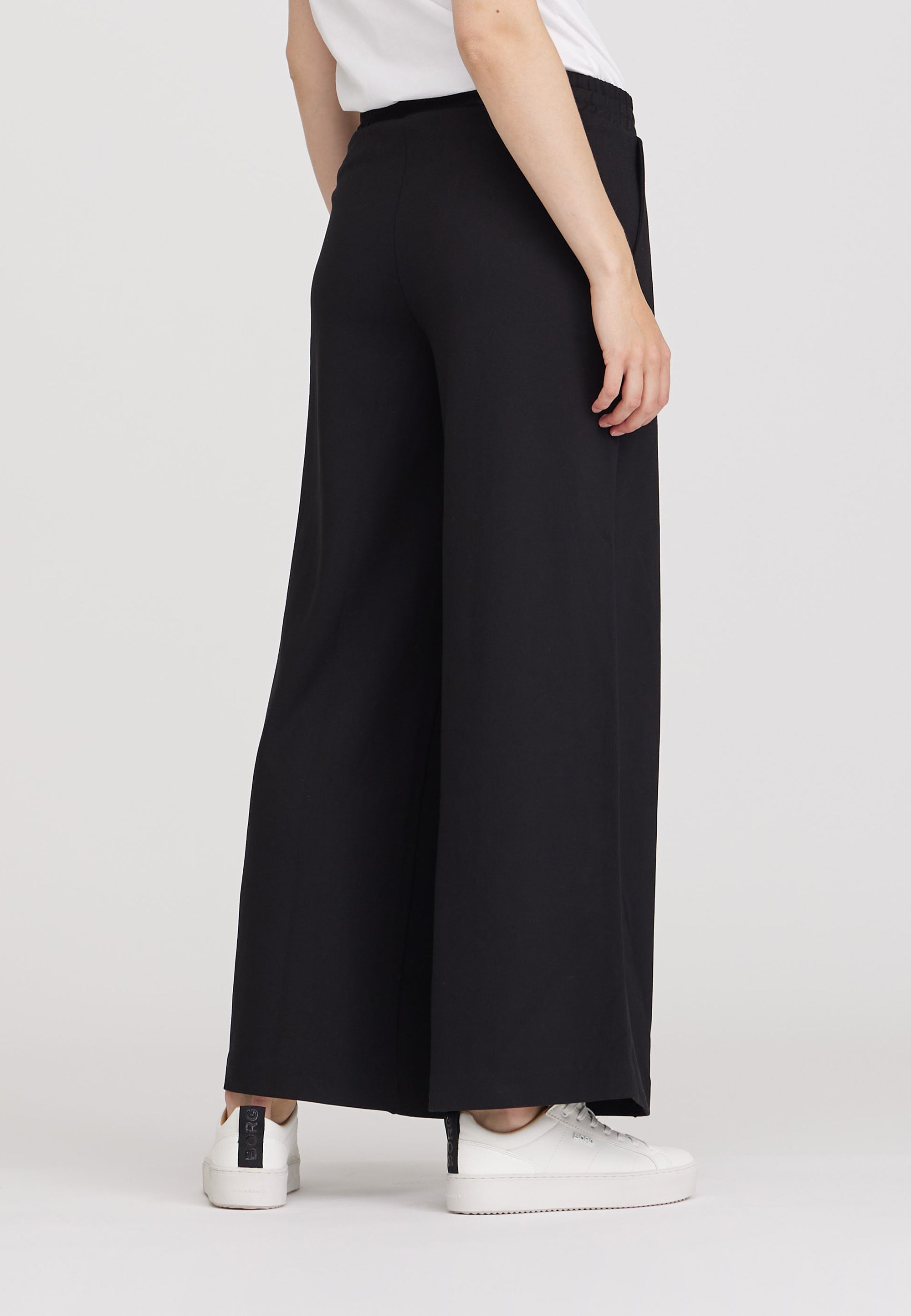 LAURIE  Dicte Loose - Medium Length Trousers LOOSE 99147 Black