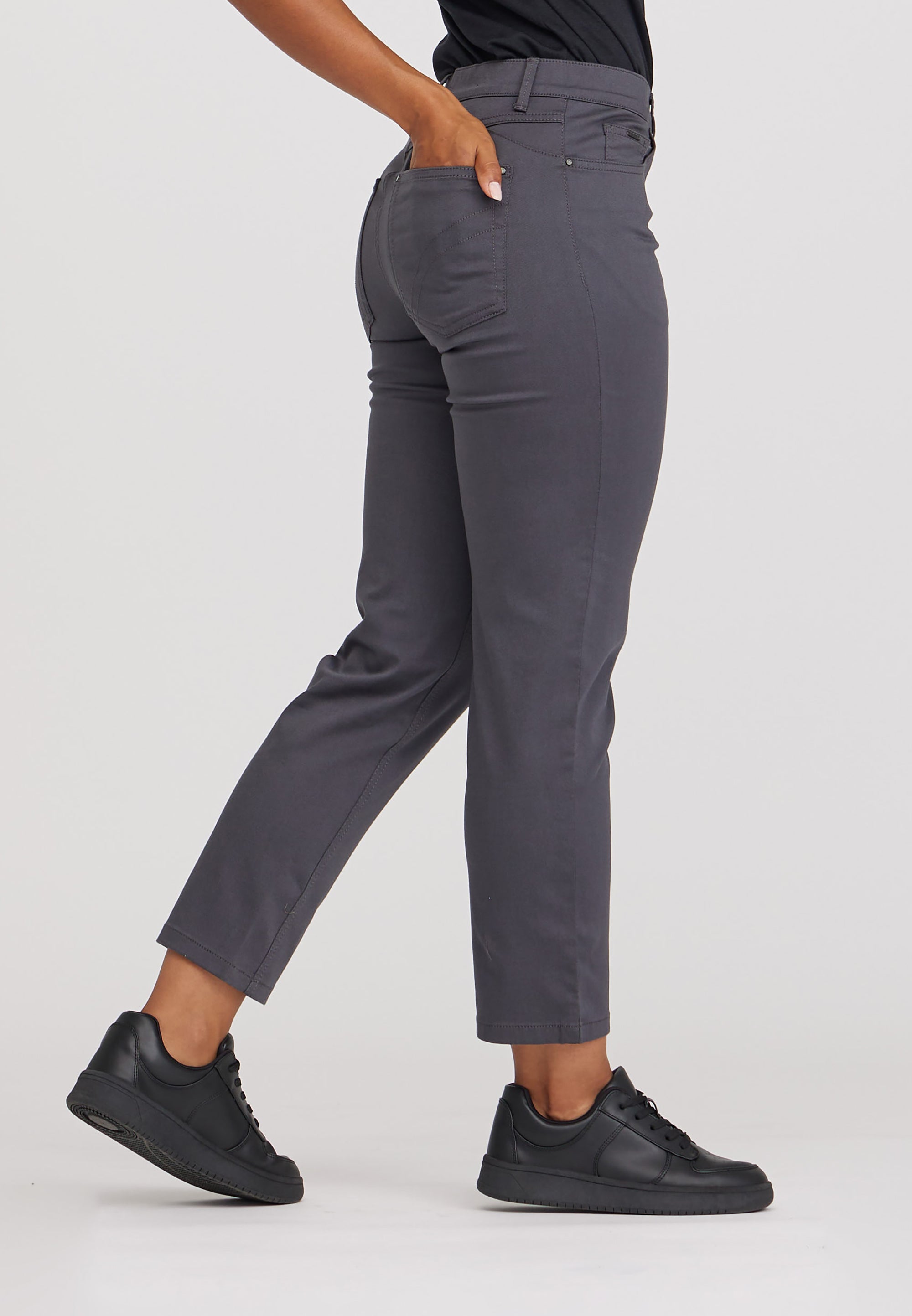 LAURIE Hannah Regular - Extra Short Length Trousers REGULAR 97000 Anthracite