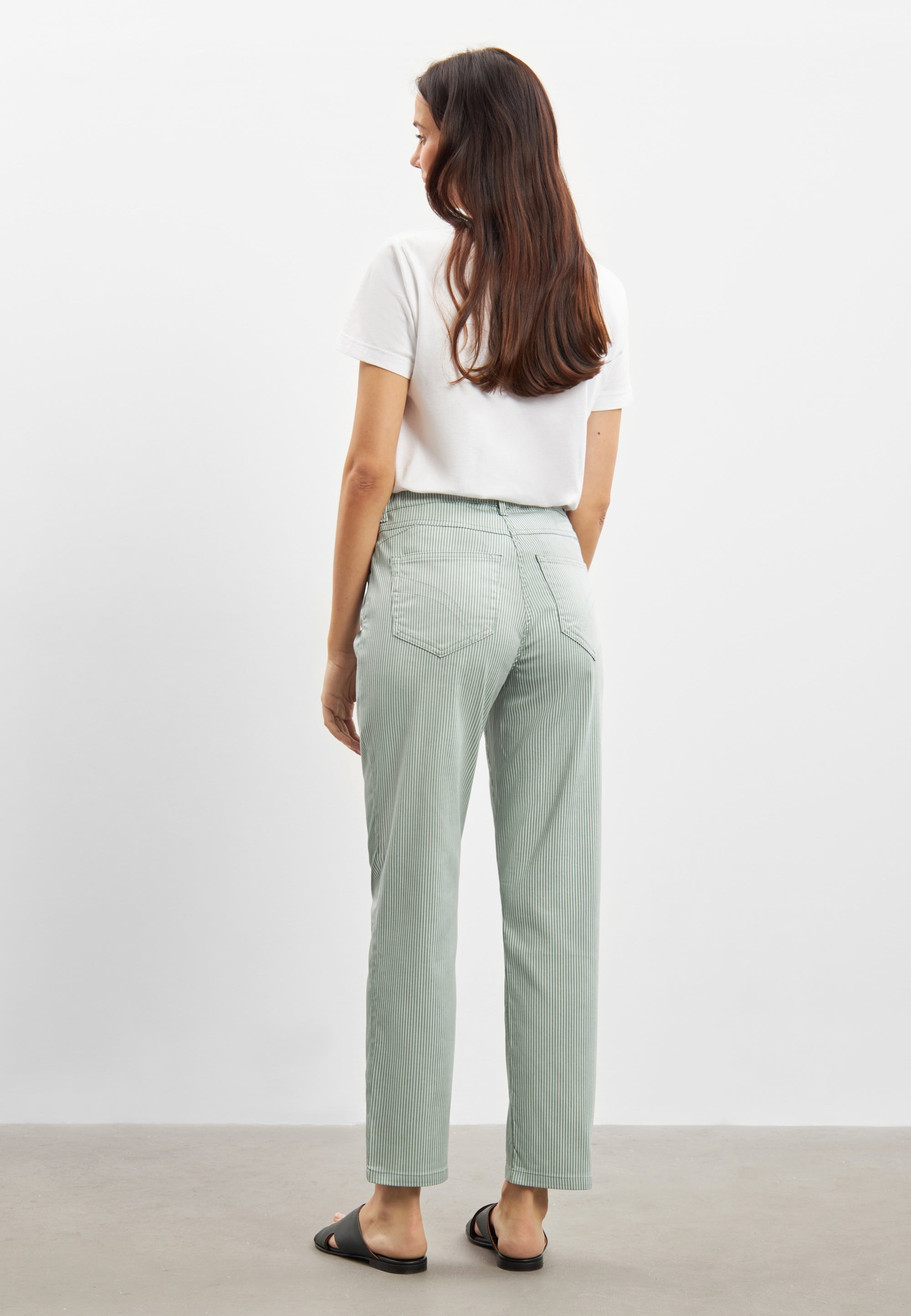 LAURIE  Hannah Regular - Extra Short Length Trousers REGULAR 51397 Sage Stripe