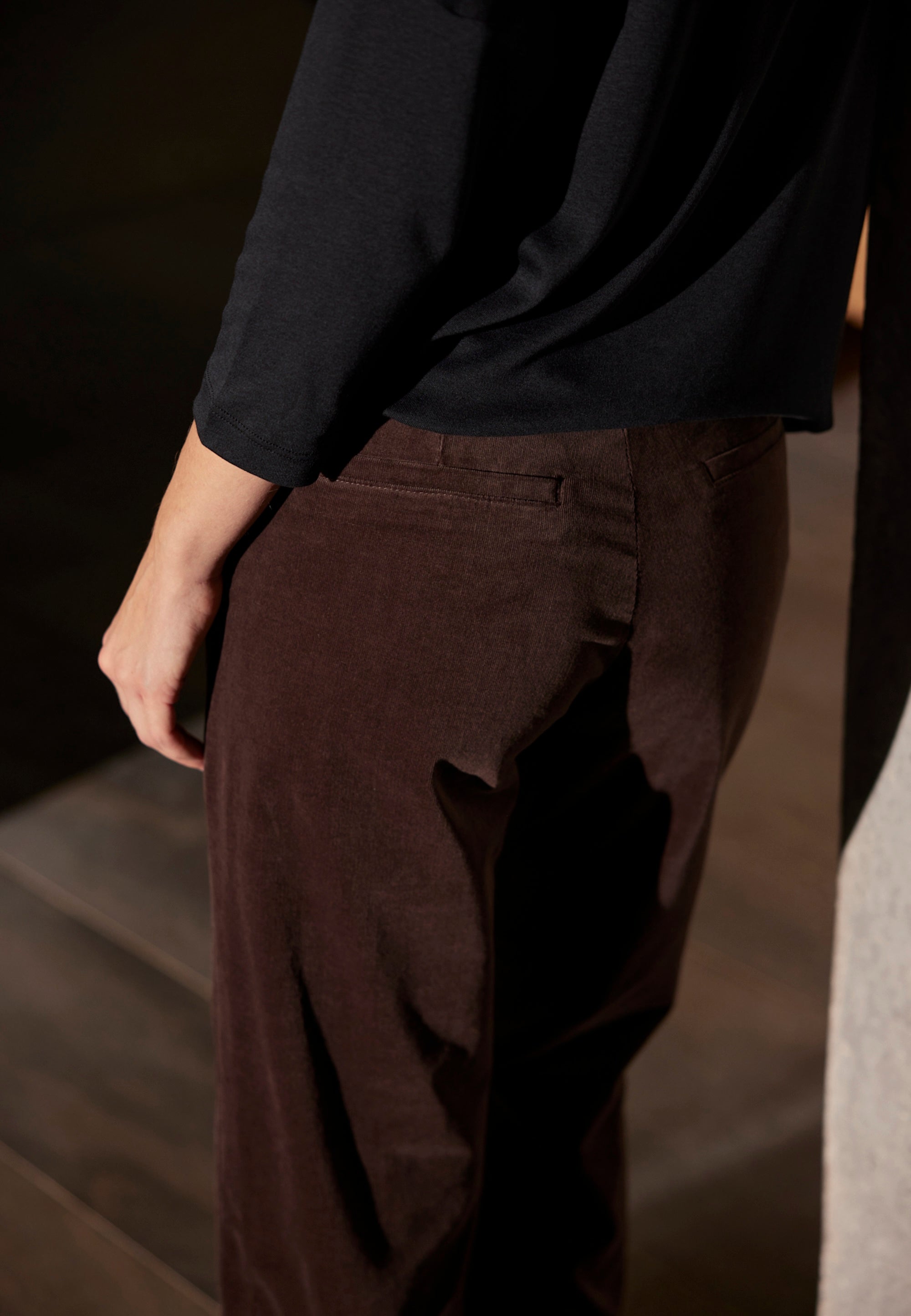 LAURIE Judy Straight Corduroy - Medium Length Straight 88000 Brown
