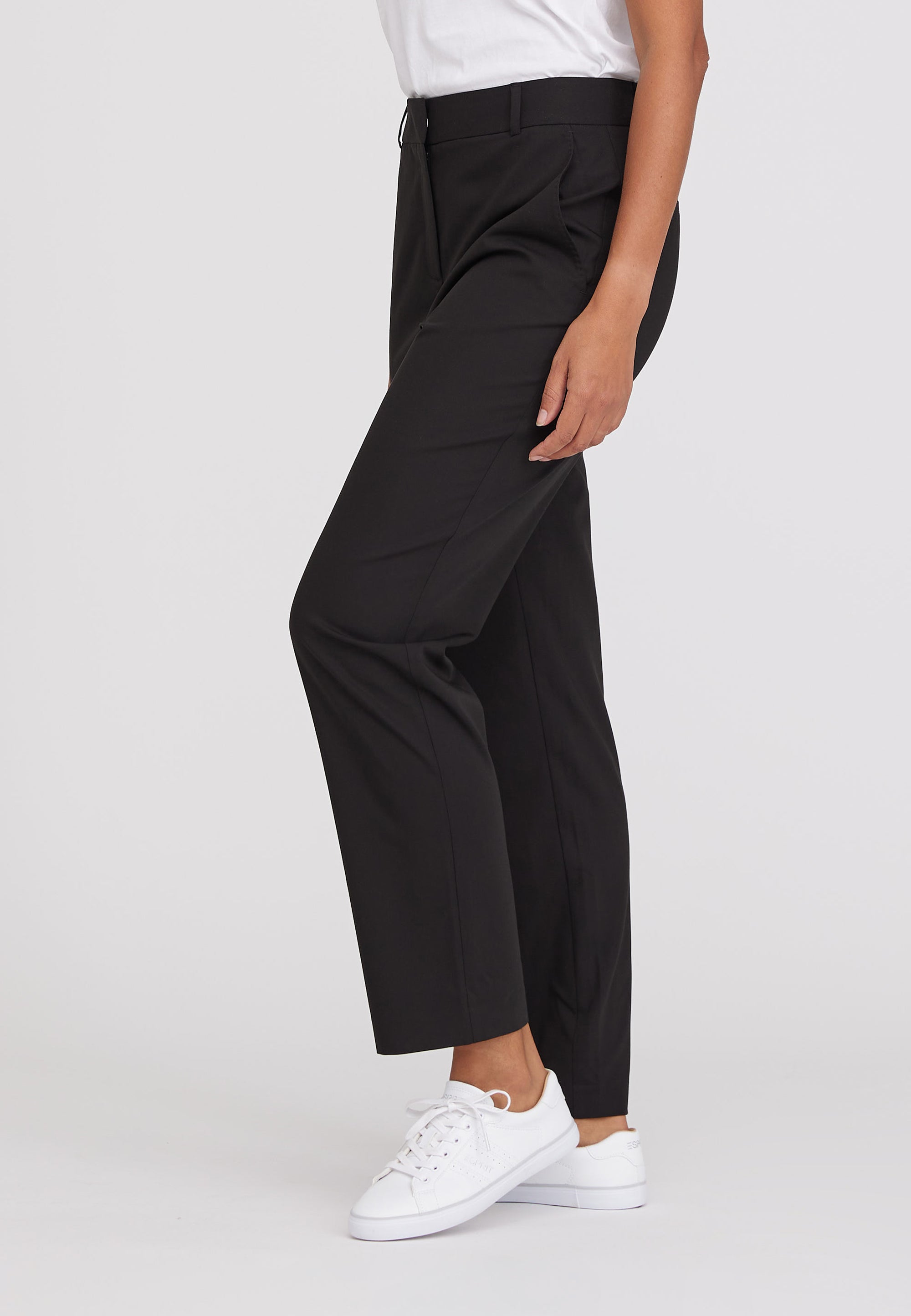 LAURIE  Noa Relaxed - Medium Length Trousers RELAXED 99000 Black