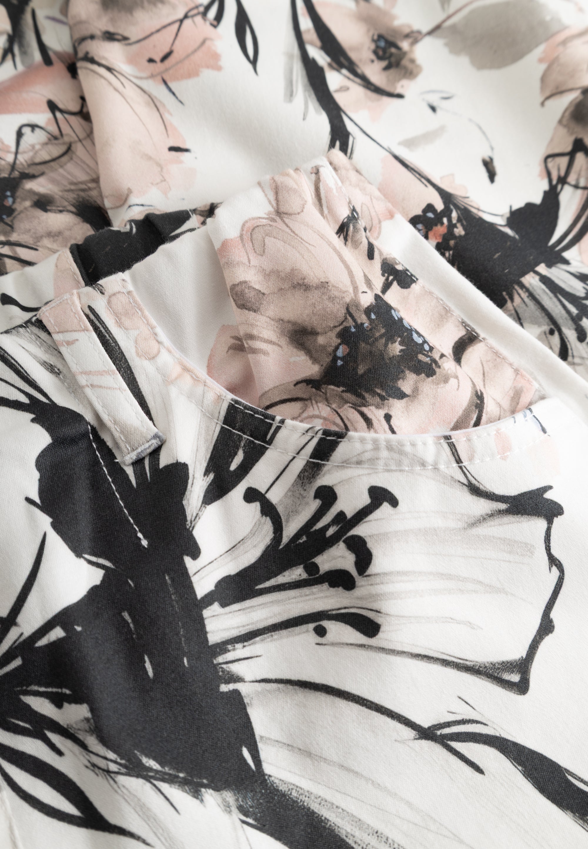 LAURIE Patricia Pure Regular Cropped Regular 30140 Rose ink print