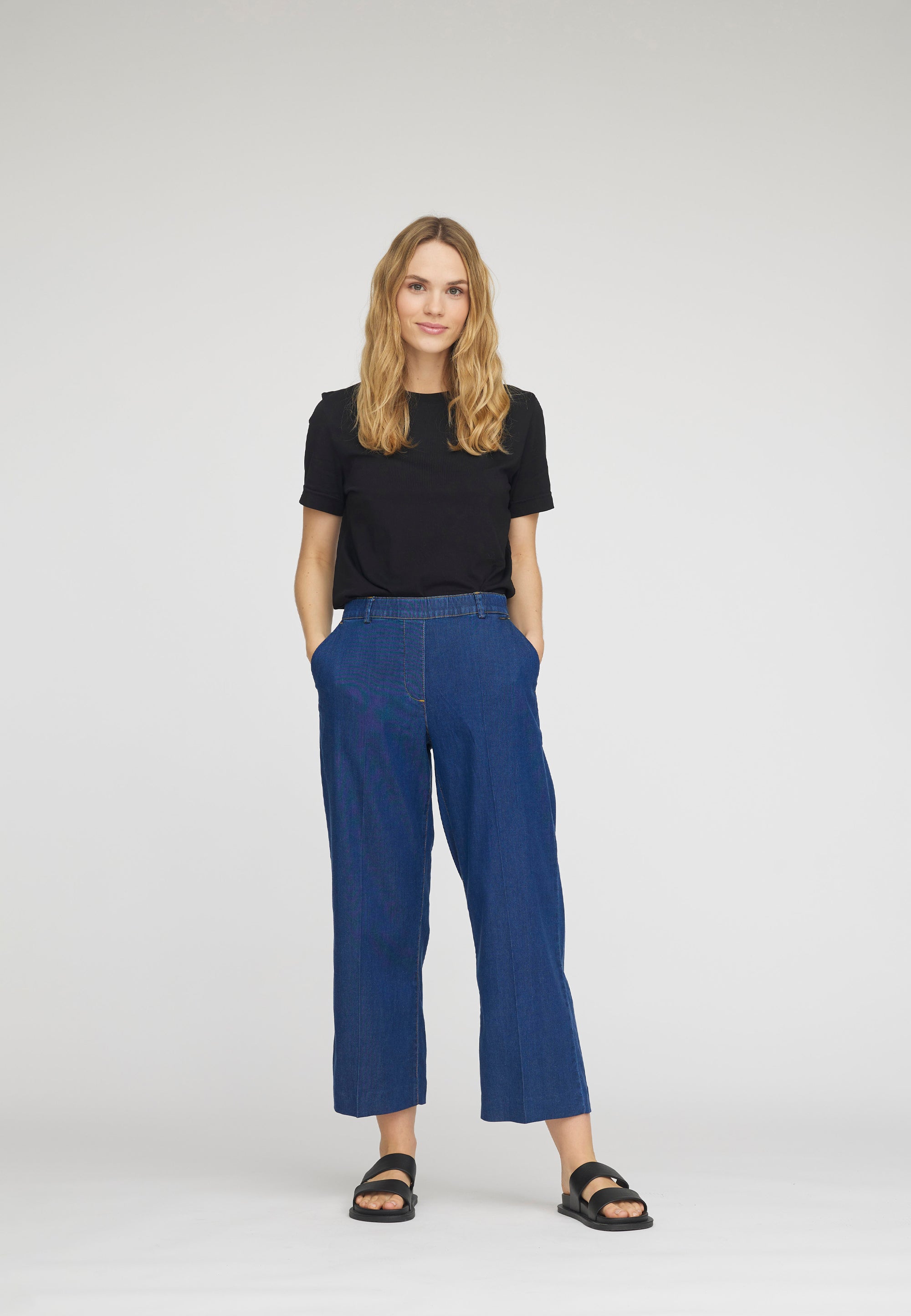 LAURIE Phoebe Loose Crop Loose 44506 Medium Blue Denim