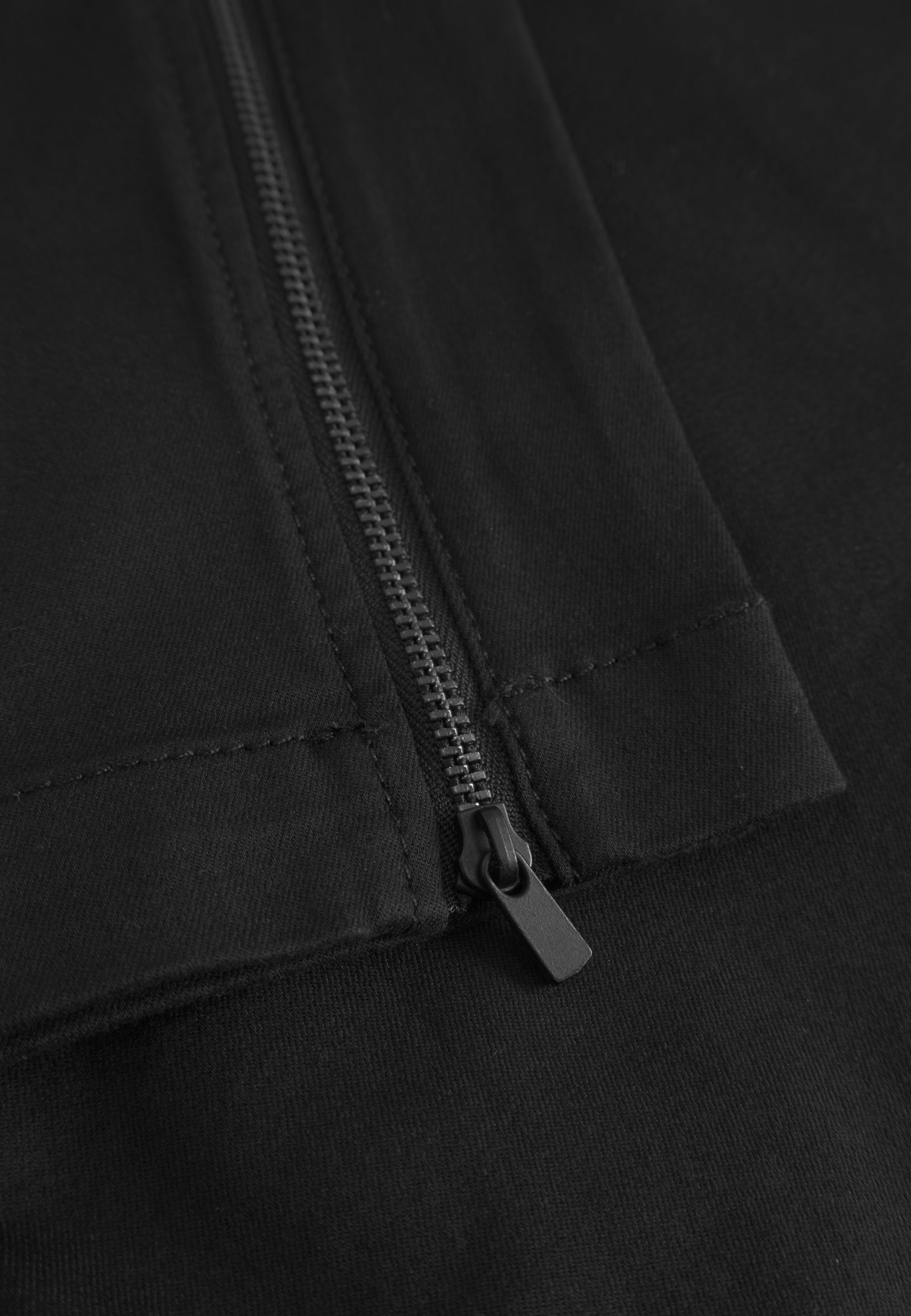 LAURIE  Piper Regular Crop Regular 99000 Black