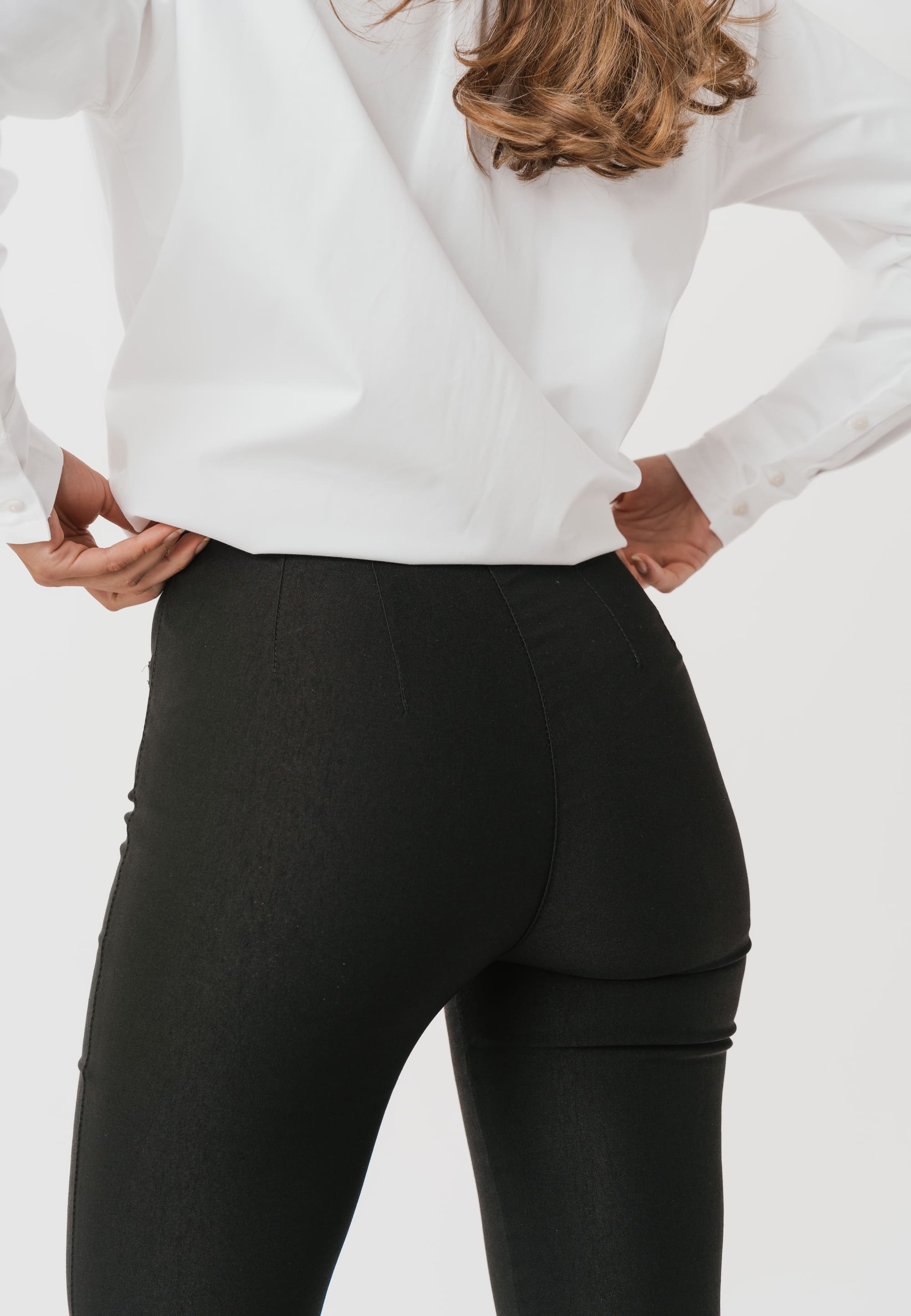 LAURIE  Vicky Slim - Medium Length Trousers SLIM 99970 Black